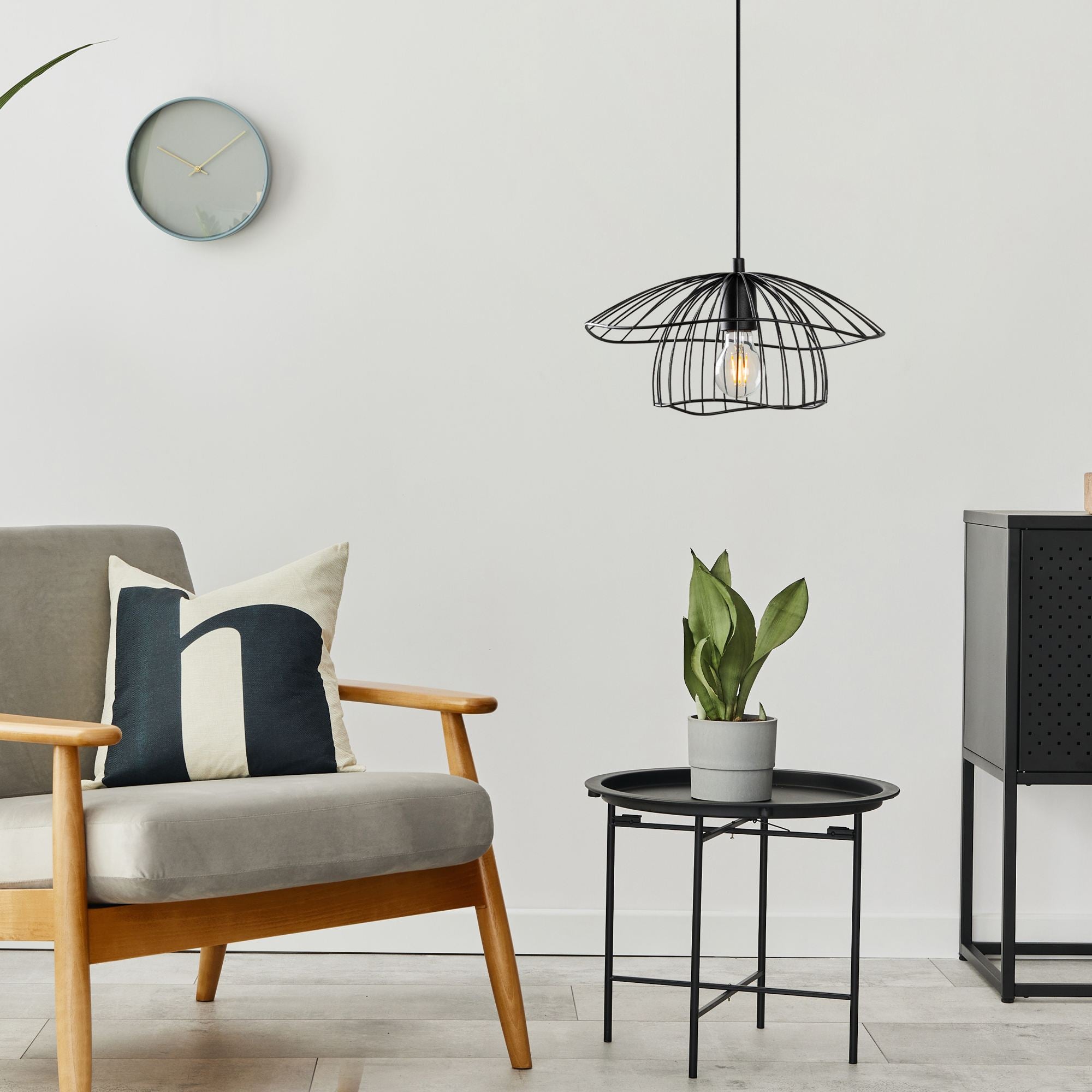 Candeeiro de Teto – 35 x 35 x 112 cm – Preto – Metal