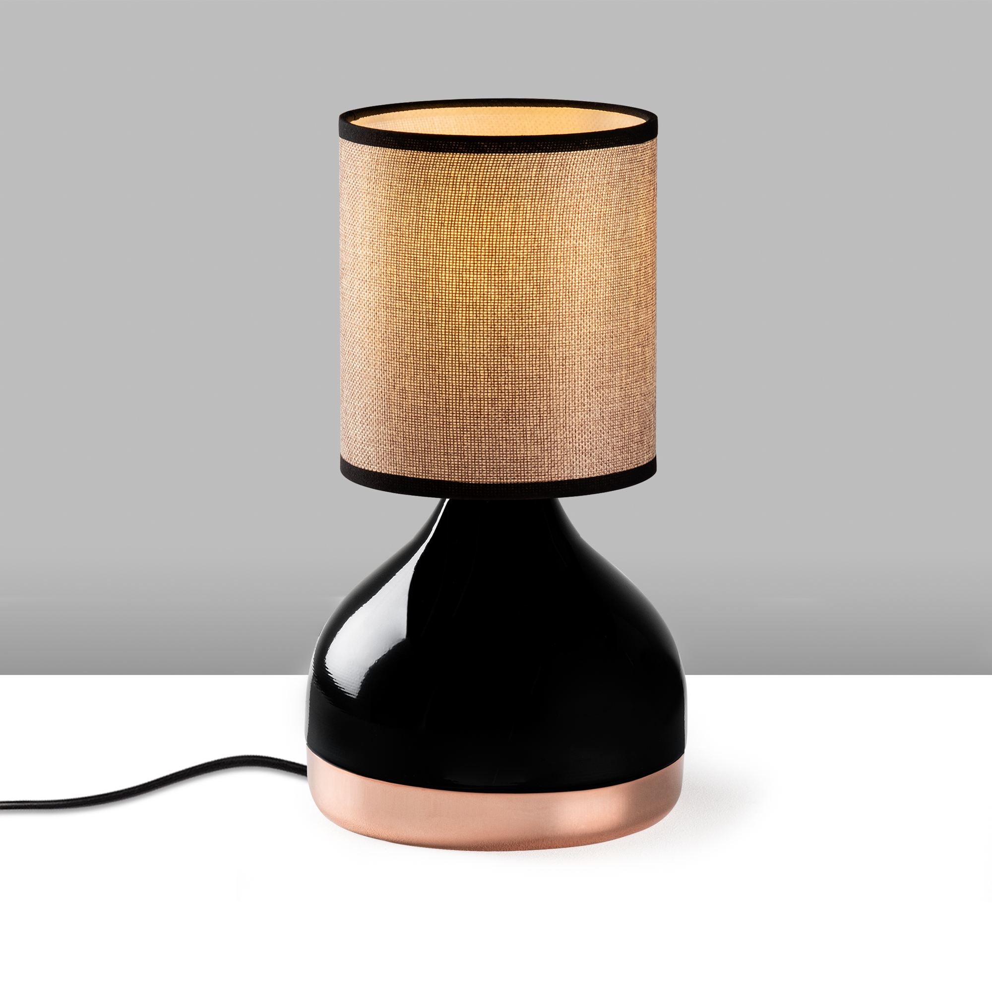 Candeeiro de mesa-Yıldo-Preto
Marrom Claro