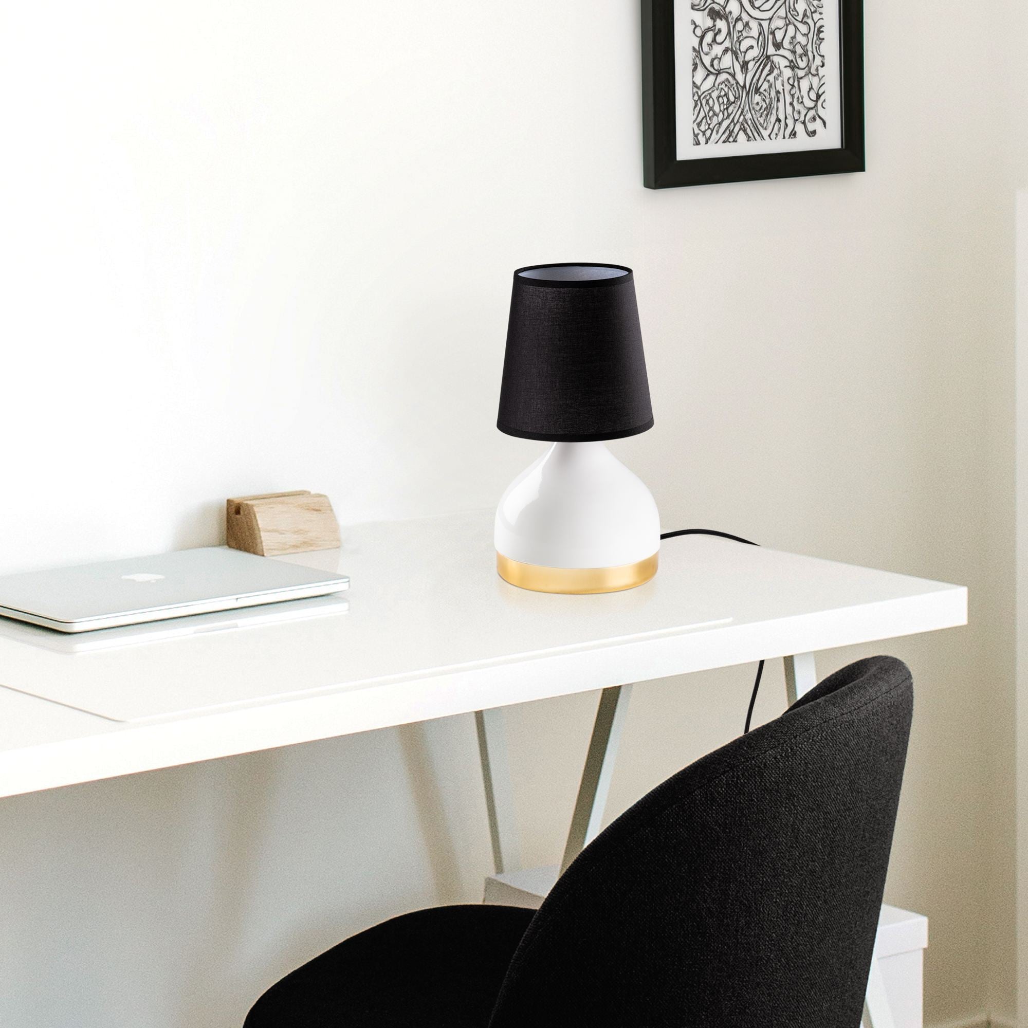 Candeeiro de mesa-Yıldo-Branco
Preto