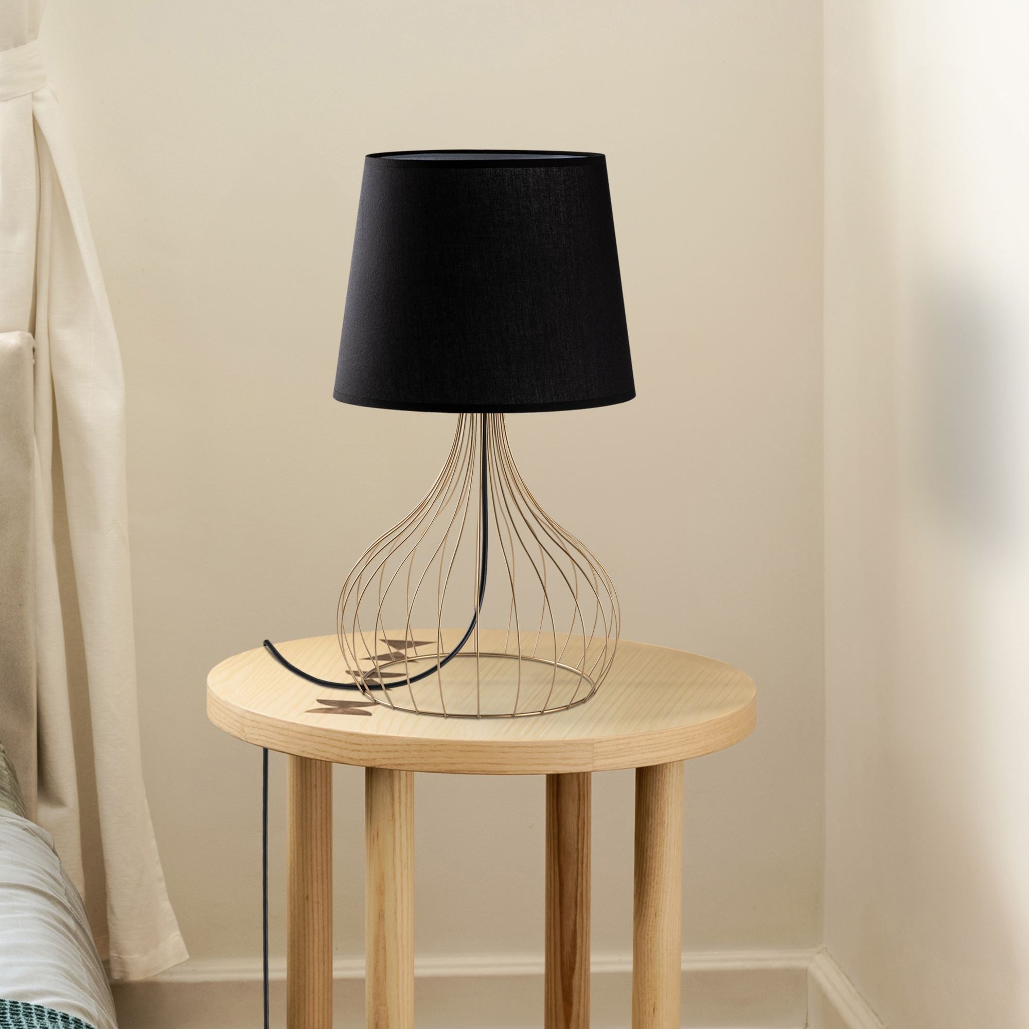 Candeeiro de mesa-Telıs-Dourado
Preto
