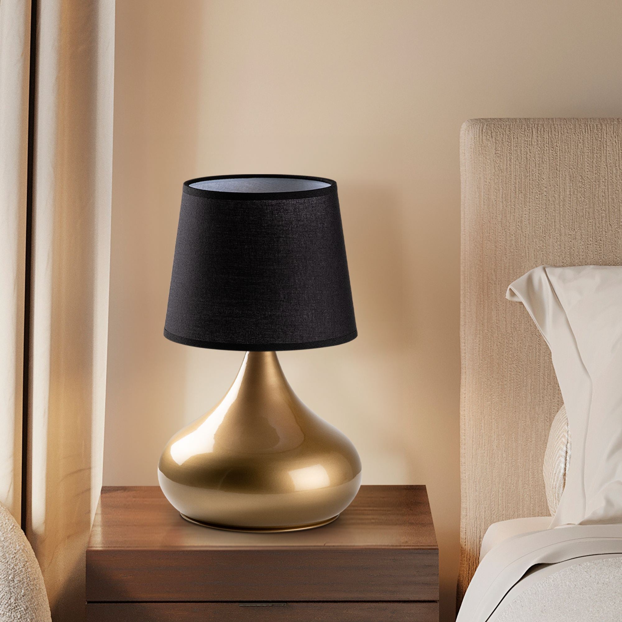 Candeeiro de mesa-Bulbe-Dourado
Preto