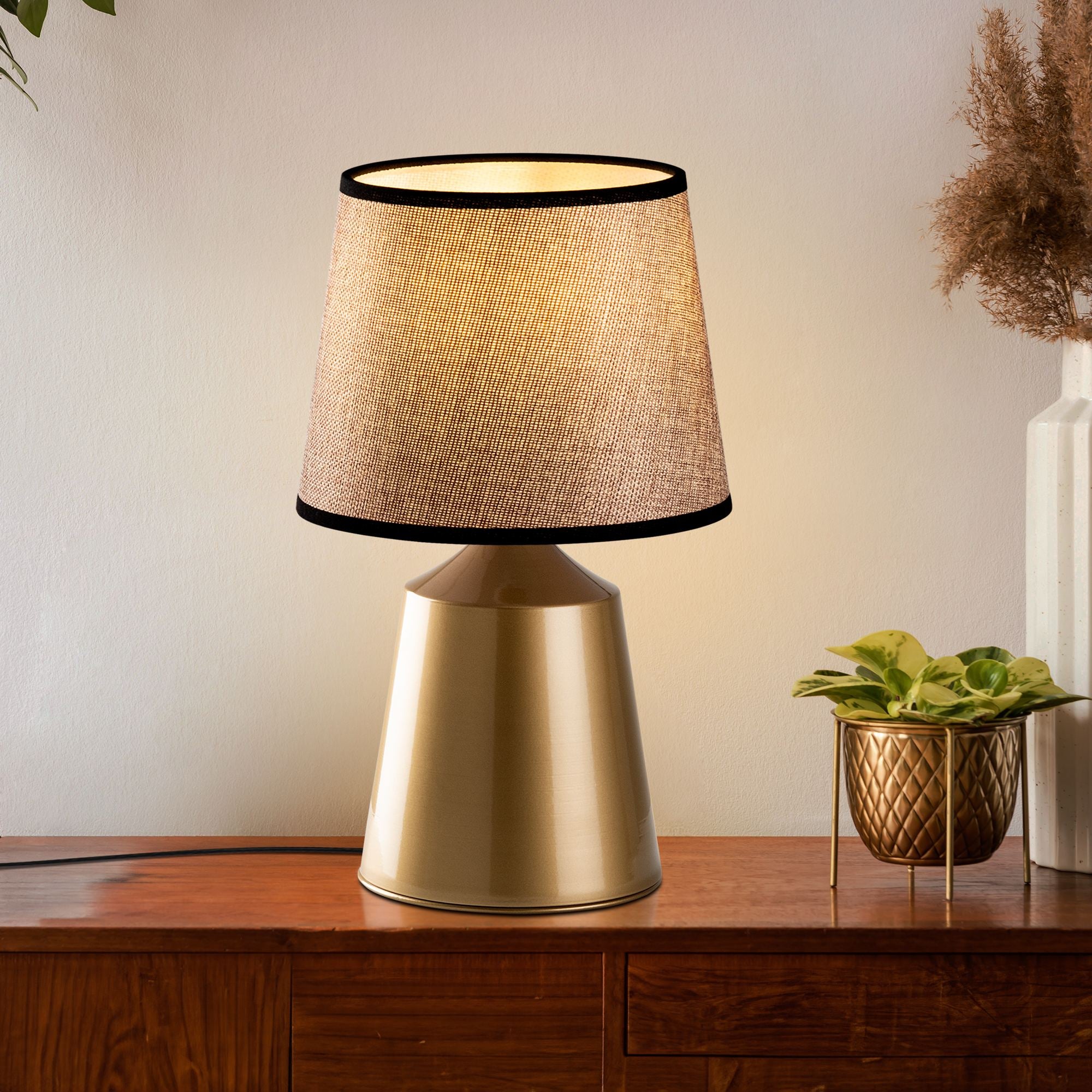 Candeeiro de mesa-Drop-Dourado
Bege