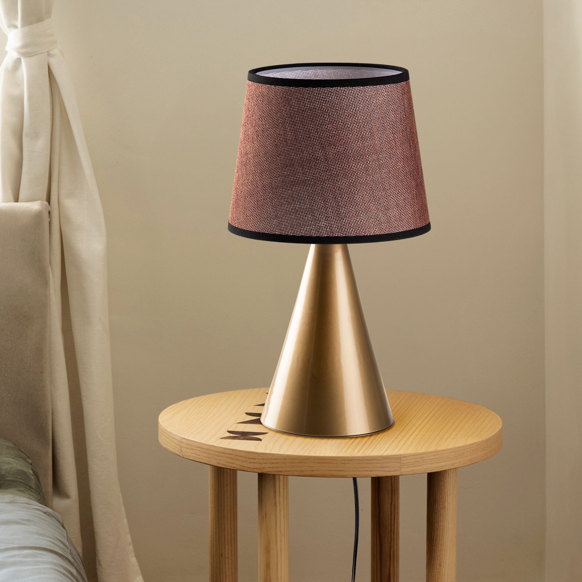 Candeeiro de mesa-Kona-Dourado
Marrom