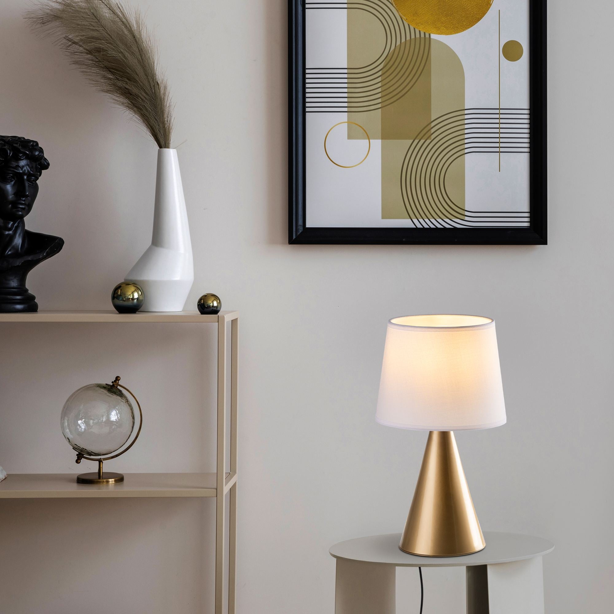 Candeeiro de mesa-Kona-Dourado
Branco