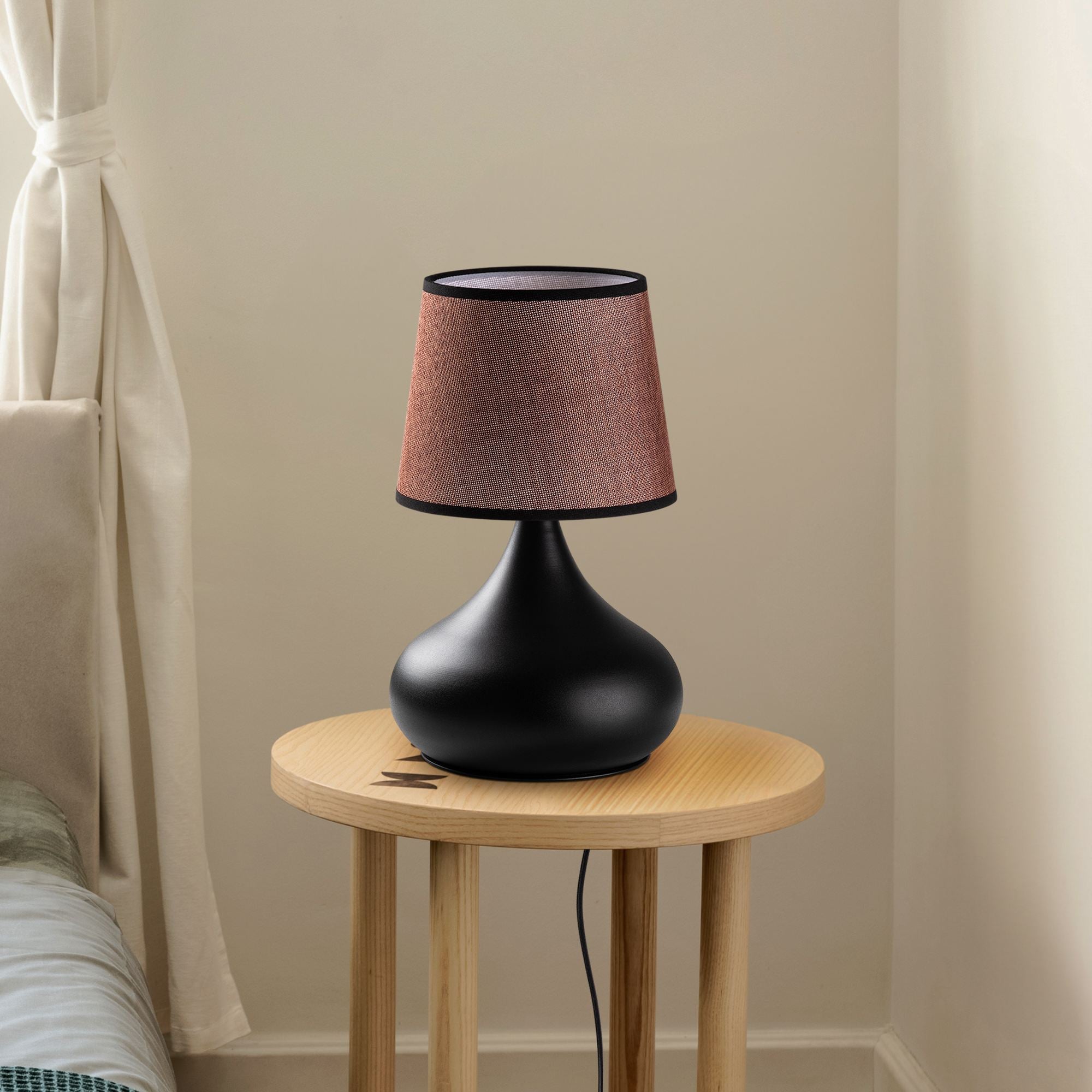 Candeeiro de mesa-Bulbe-Preto
Marrom