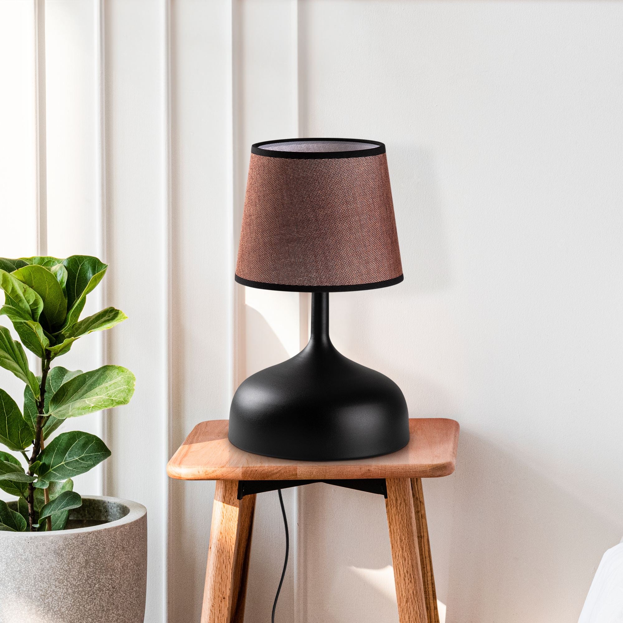 Candeeiro de mesa-Bulbous-Preto
Marrom