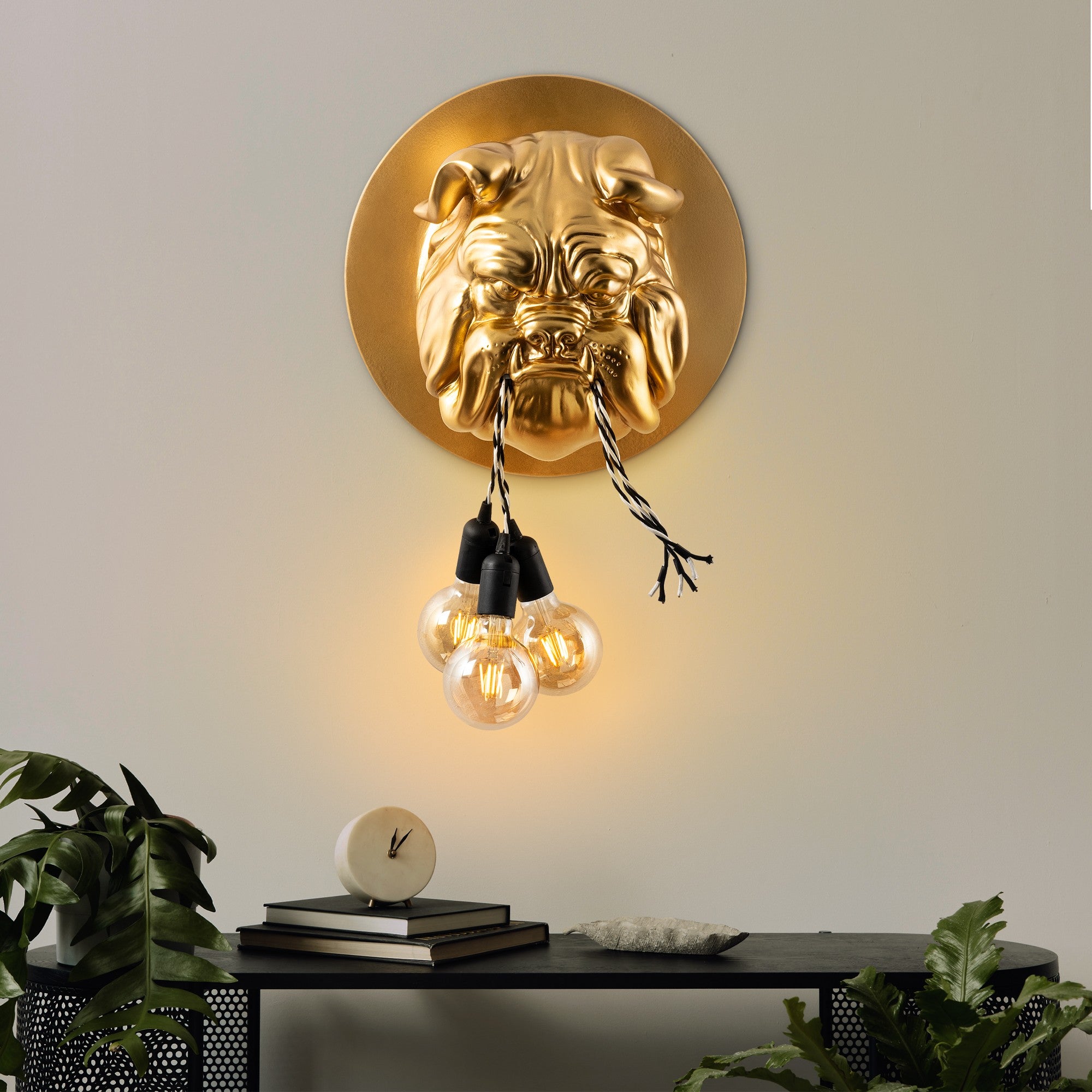 Candeeiro de Parede – 45 x 45 x 27 cm – Dourado – Poliéster