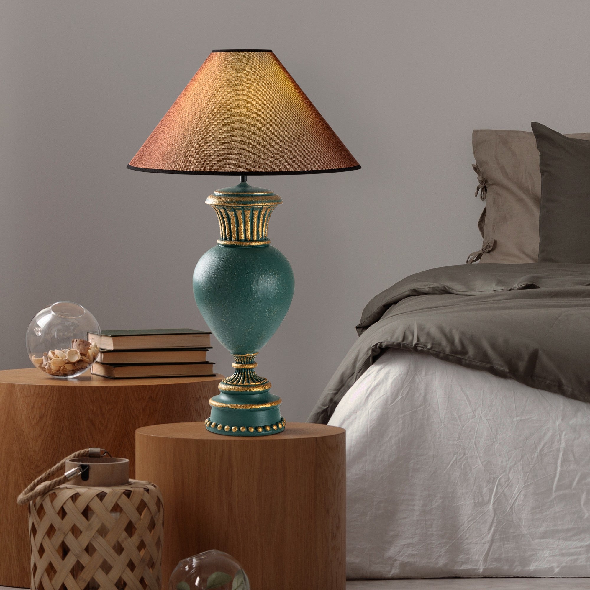 Candeeiro de mesa-Eleganze-Verde
Marrom