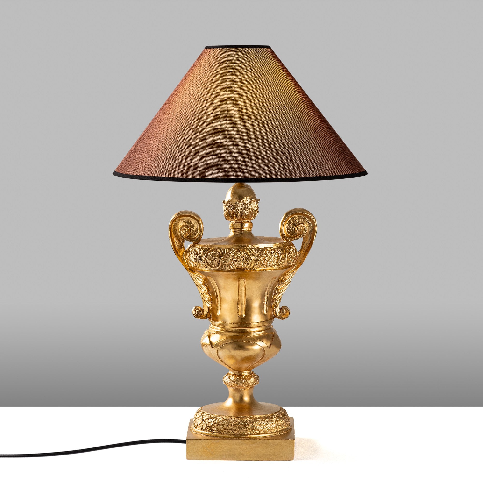 Candeeiro de mesa-Eleganze-Dourado
Marrom