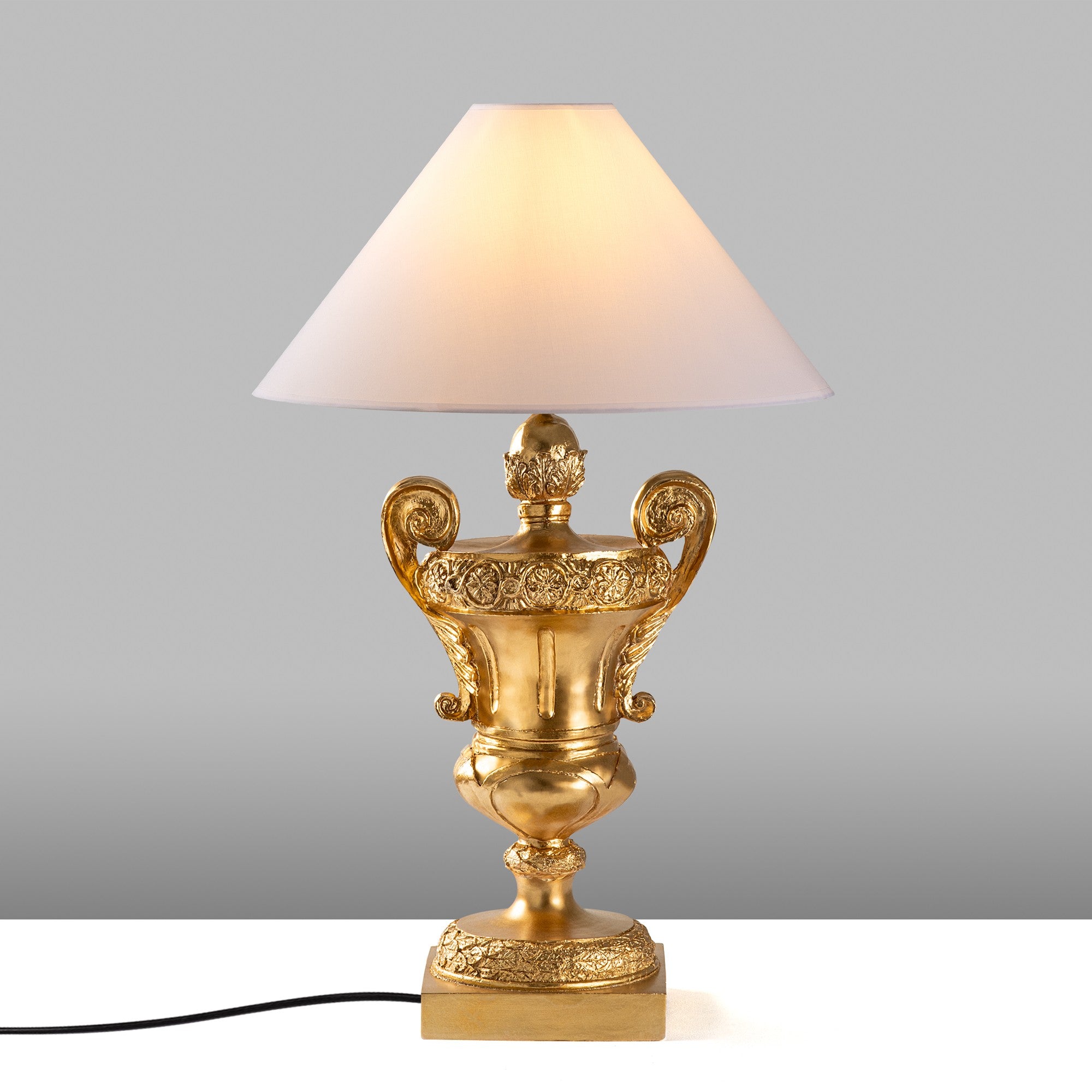 Candeeiro de mesa-Eleganze-Ouro