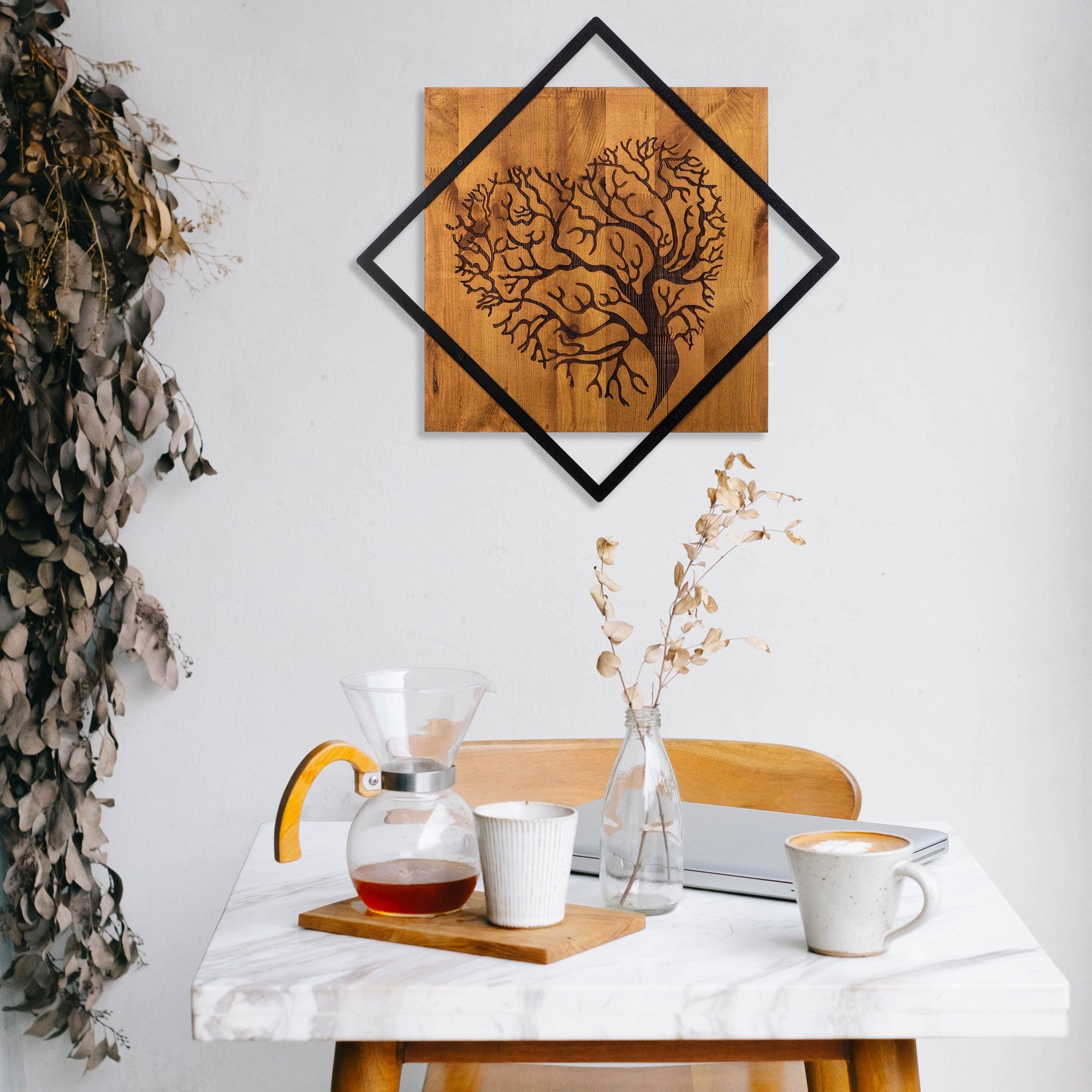 Acessório Decorativo de Parede – 54 x 54 cm – Nogueira e Preto – Madeira e Metal