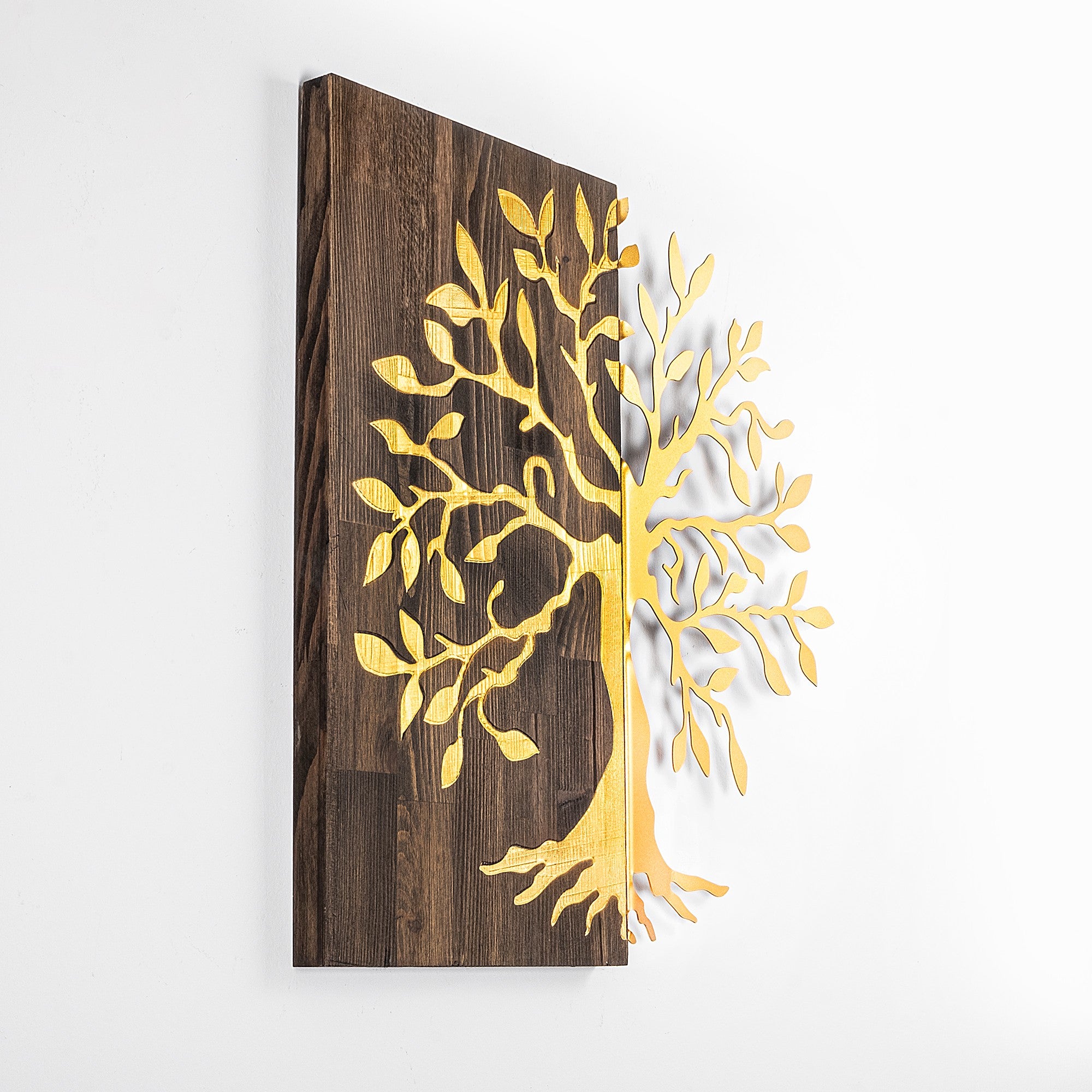 Acessório Decorativo de Parede – 58 x 58 cm – Nogueira e Dourado – Madeira e Metal