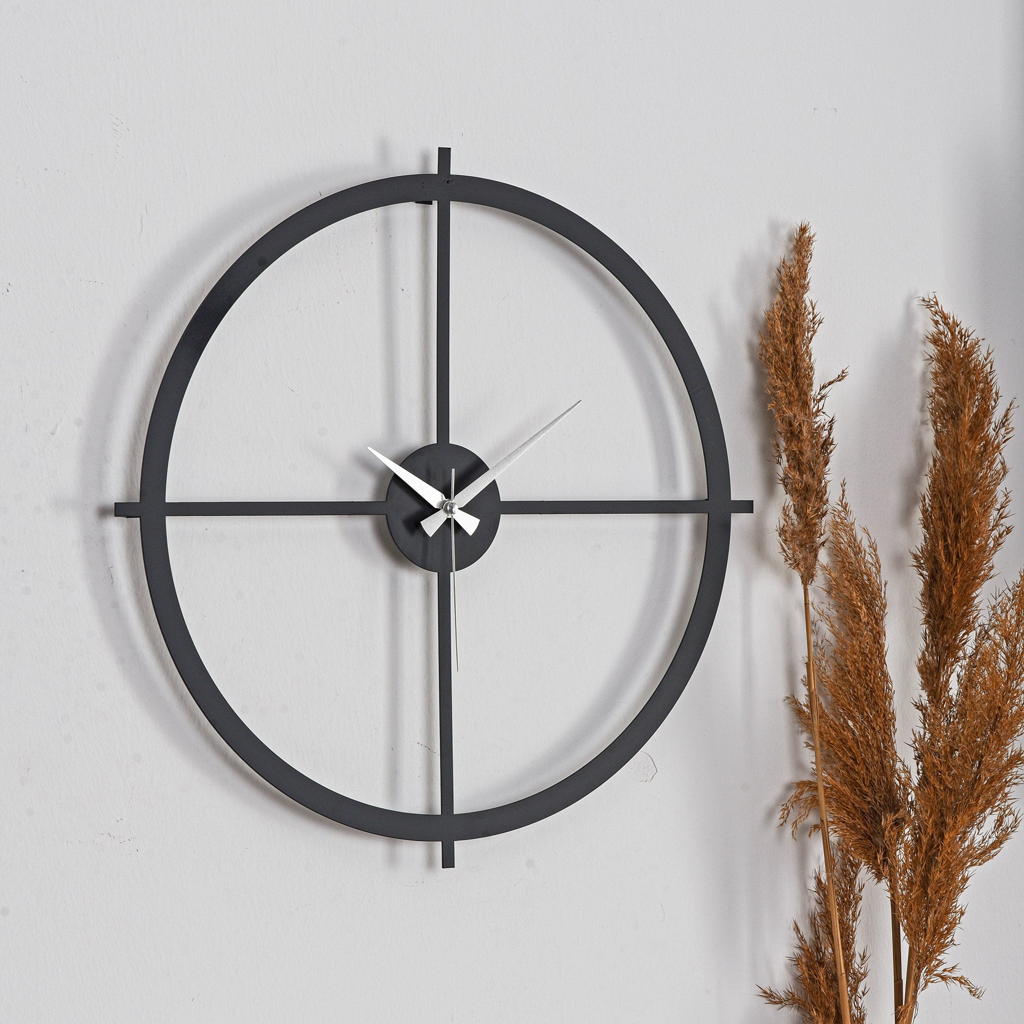 Relógio de Parede Metálico Decorativo Preto 50cm - Mecanismo Silencioso