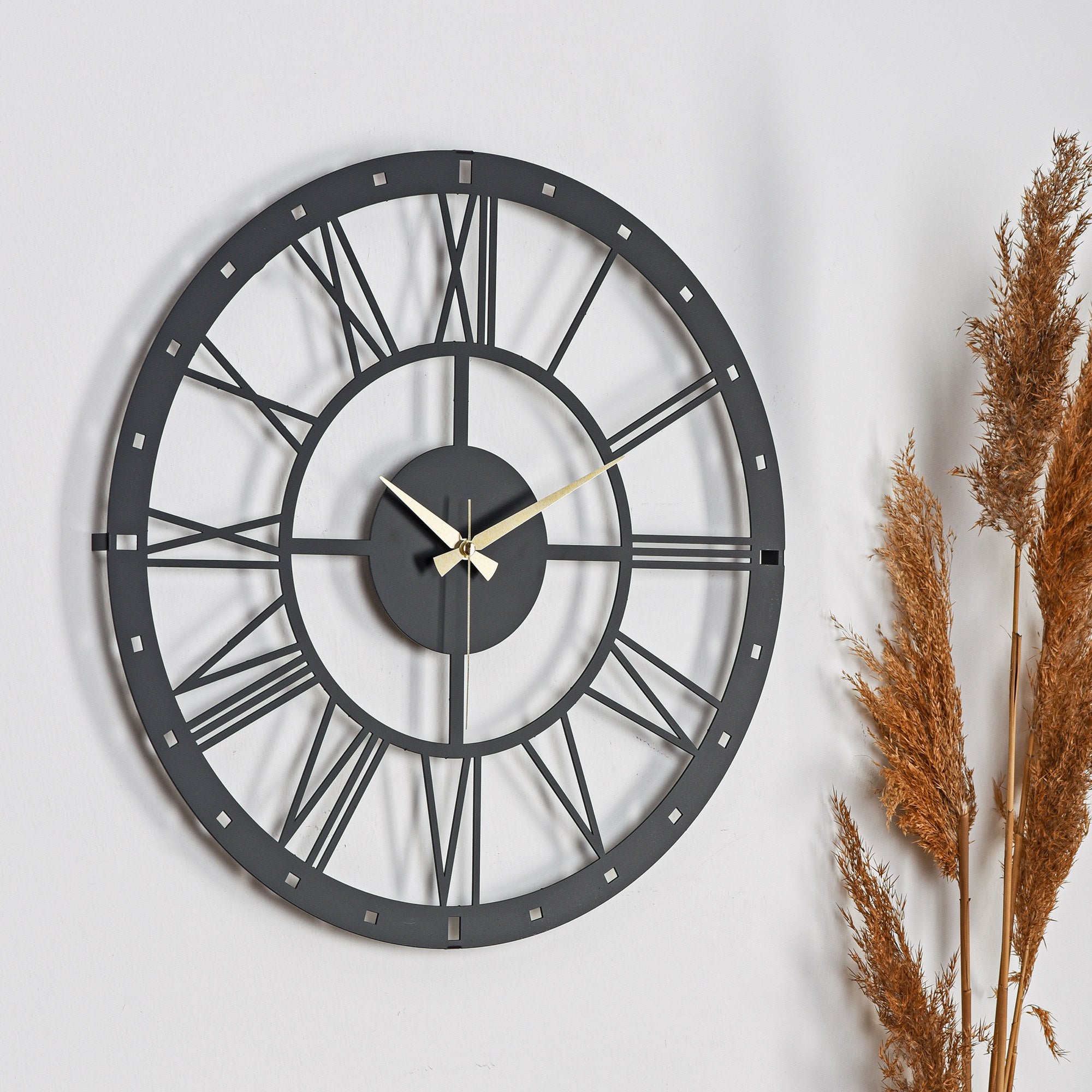 Relógio de Parede Metálico Decorativo Preto 41cm - Mecanismo Silencioso