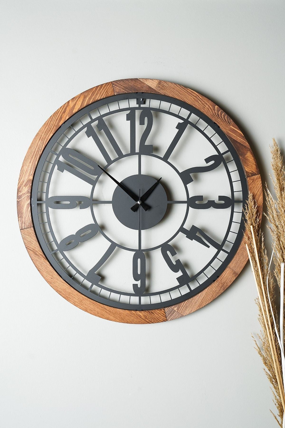 Relógio de Parede Metálico Decorativo 55cm - Design Moderno em Nogueira e Preto para Transformar Qualquer Ambiente