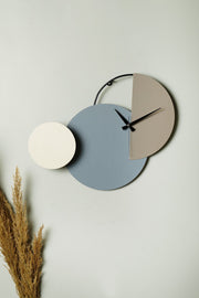 Relógio de Parede Decorativo em Metal - 47cm de Diâmetro - Disponível em Bege, Azul, Creme e Preto