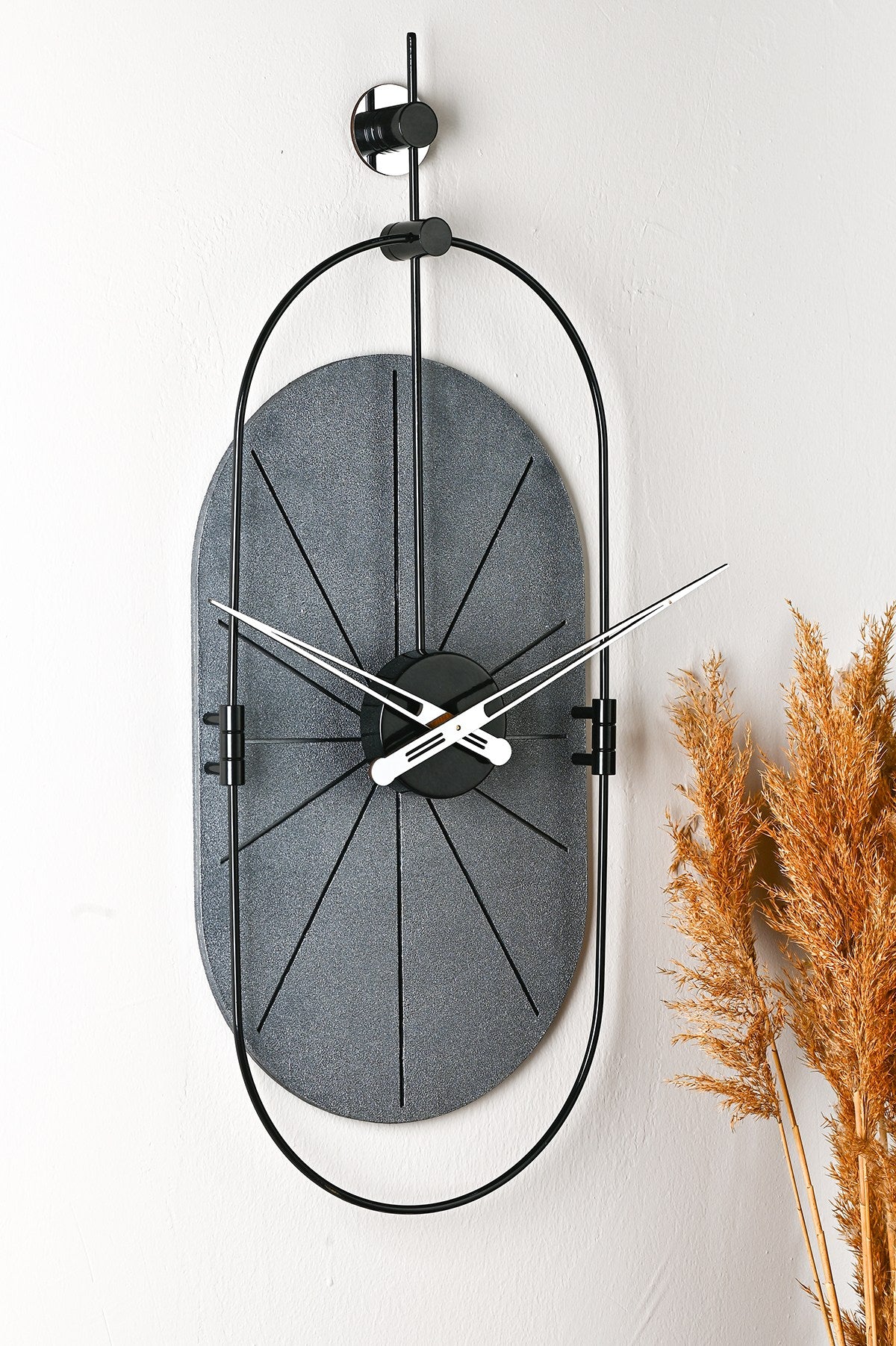 Relógio de Parede Decorativo em Metal e MDF - Design Moderno Silencioso 77x29cm