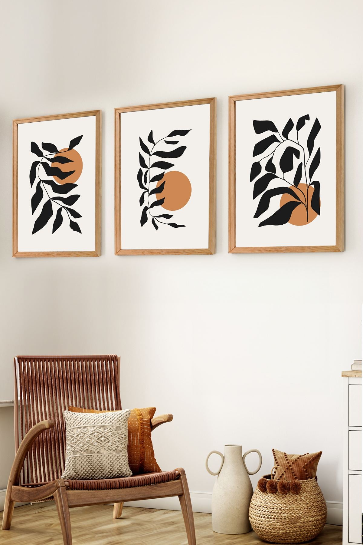 Conjunto de 3 Quadros Decorativos MDF com Moldura de Pinho Maciço - 50x70cm Multicolor