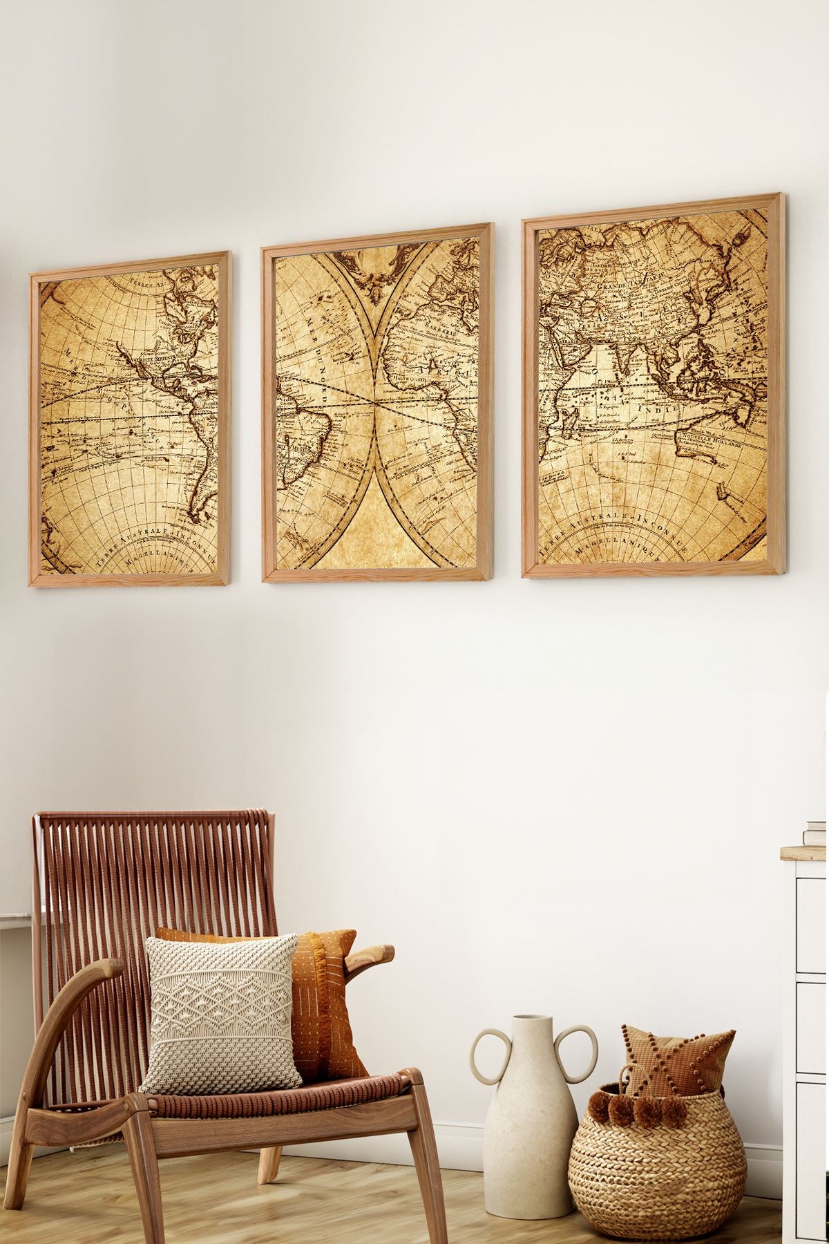 Conjunto de 3 Quadros Decorativos MDF com Moldura de Pinho Maciço - 50x70cm Multicolor