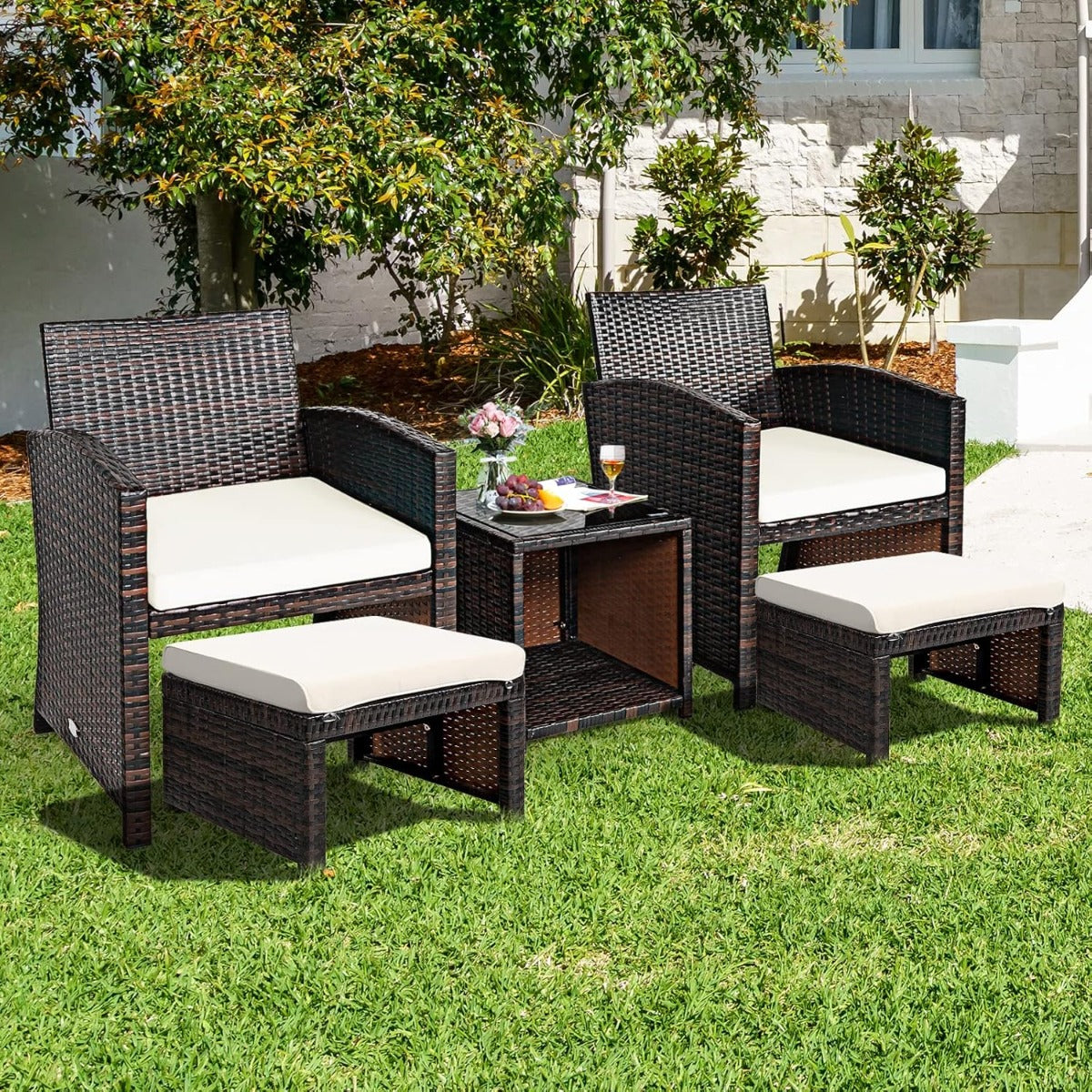 Conjunto de Móveis de Jardim de 5 peças em Poliratã com Otomano - Sala de Jardim com Mesa Auxiliar Branca