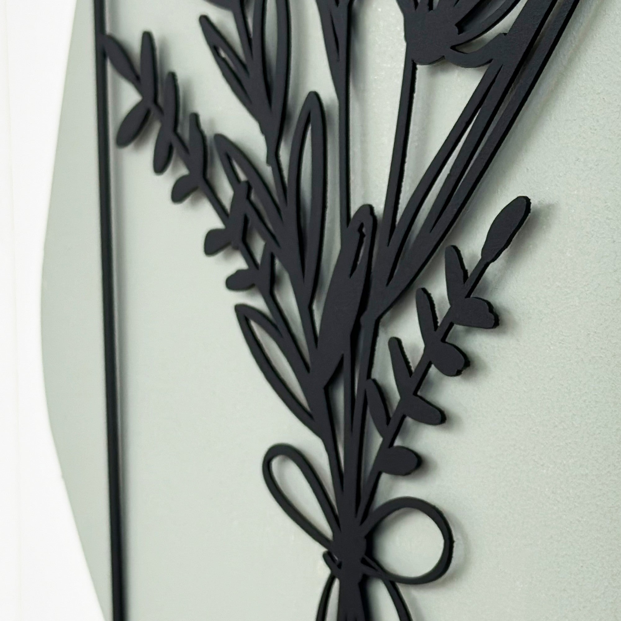 Quadro Decorativo "Song of the Wind Small" - Arte em MDF com Moldura de Pinheiro e Detalhes Metálicos Multicolor 50x35cm