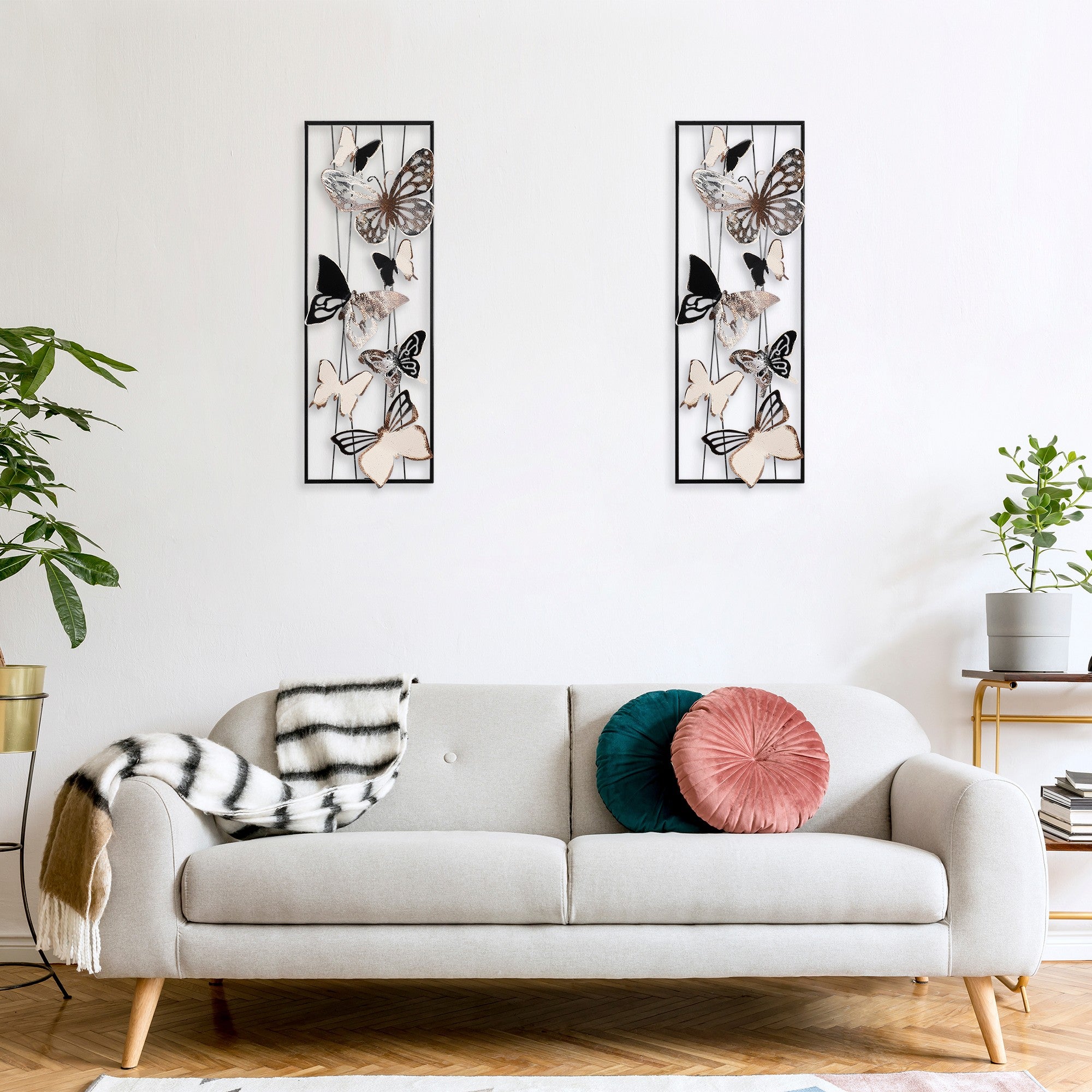 Acessório Decorativo de Parede Kelebek em Metal Multicolor - 32x90cm