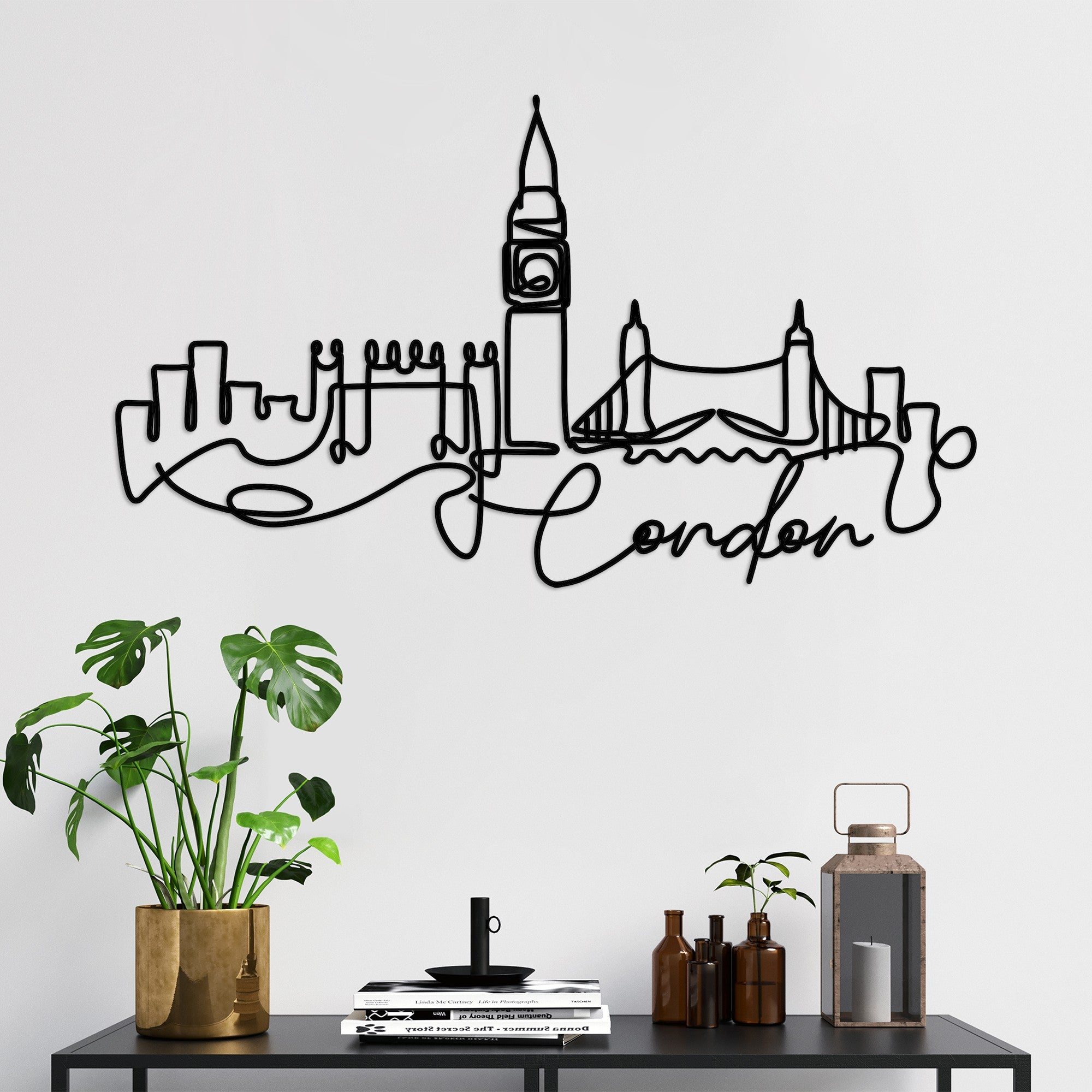 Acessório Decorativo de Parede London - Metal Preto 120x53cm - Elegância Industrial para o Seu Espaço