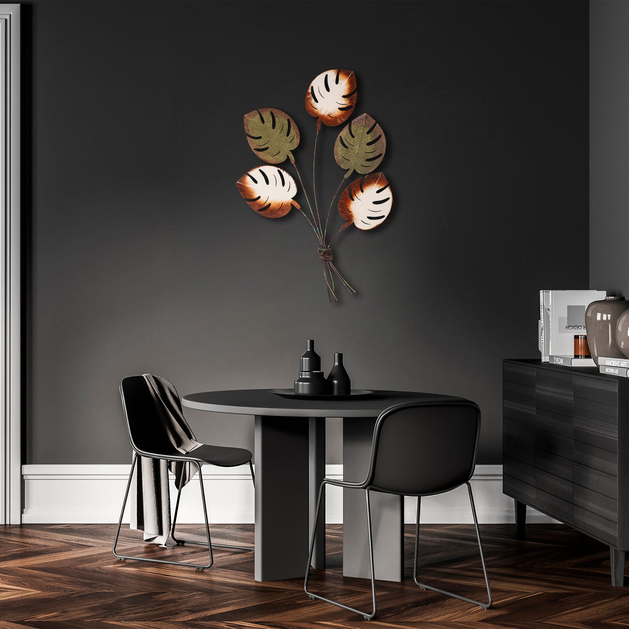 Arte de Parede Monstera v2 - Decoração Metálica Multicolor 67x100cm para Interiores Modernos