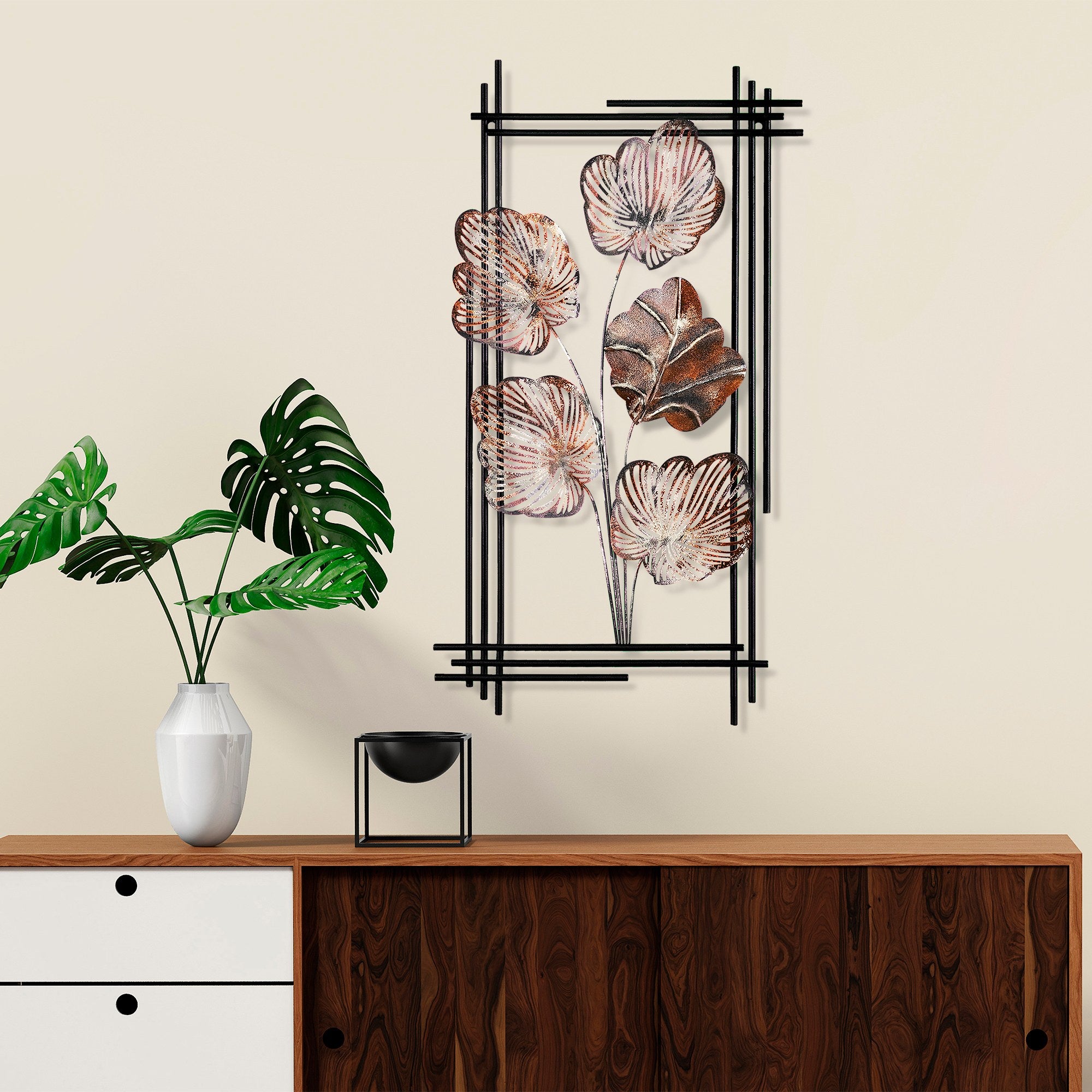 Arte de Parede Metálica Daiyu 3 Multicolor - Acessório Decorativo Artesanal 48x87cm