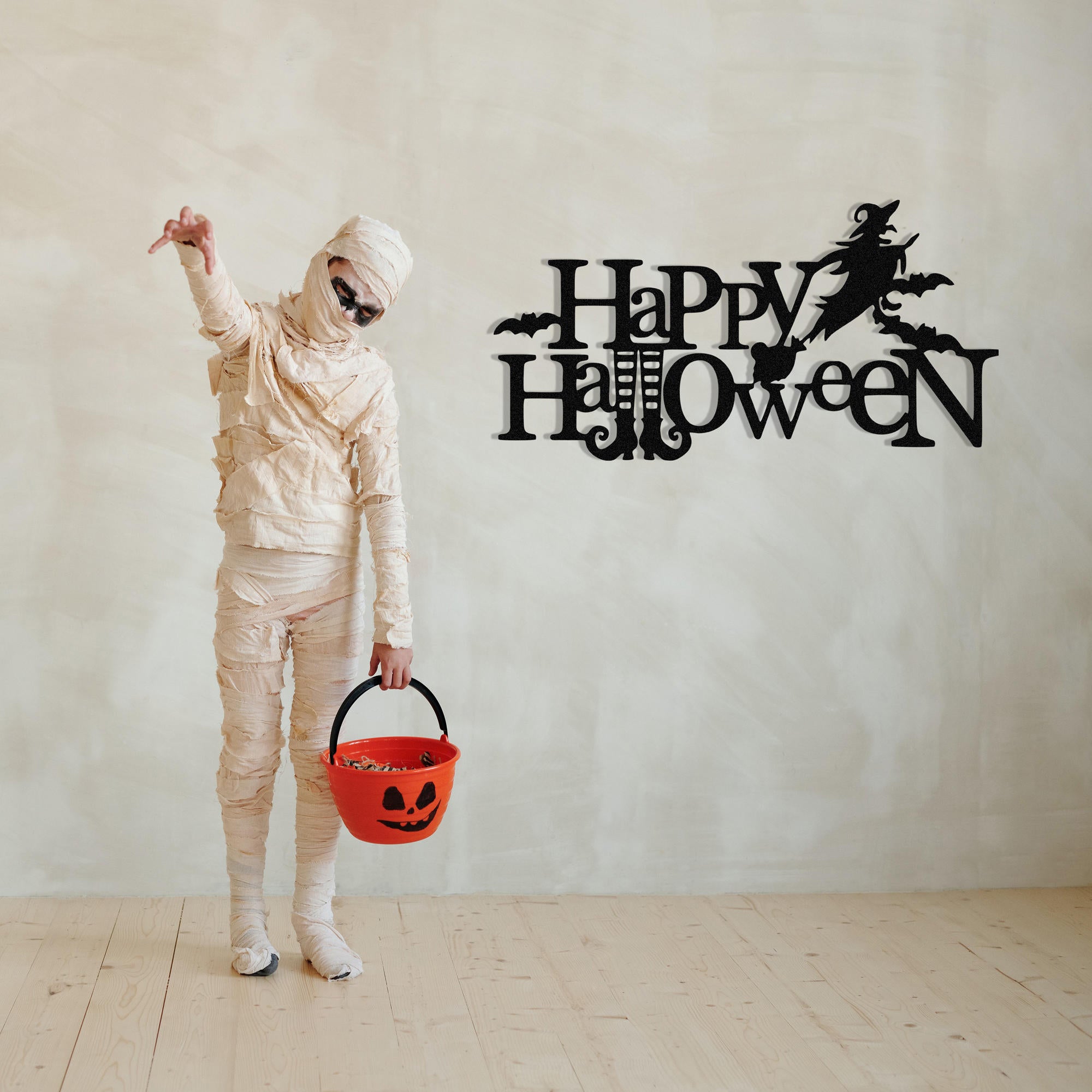 Acessório Decorativo de Parede Halloween 4 em Metal Preto - 67x35cm