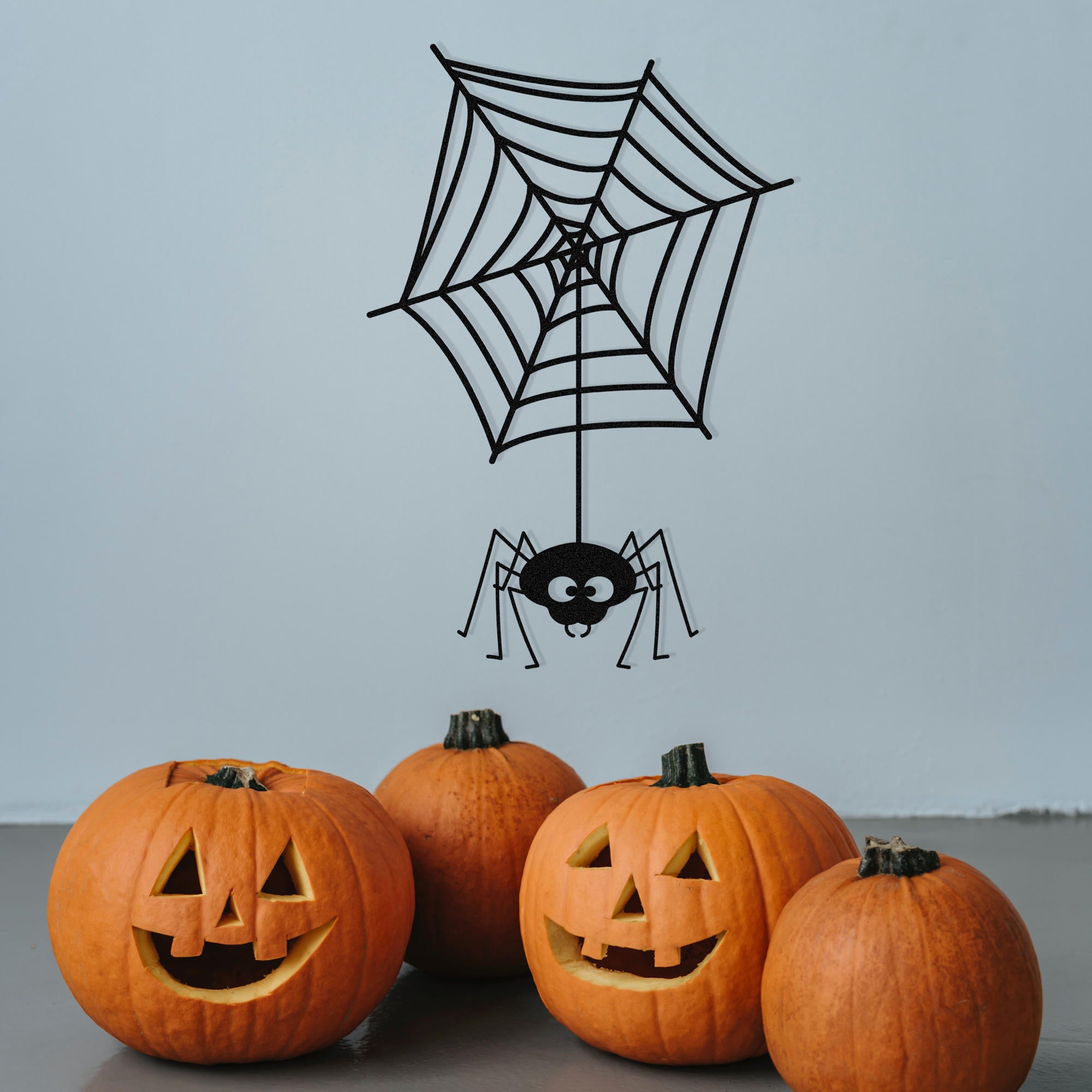 Acessório Decorativo de Parede Halloween 13 em Metal Preto - 36x53cm