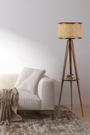 Candeeiro de Pé – 155 cm – Rattan e Noz – Madeira