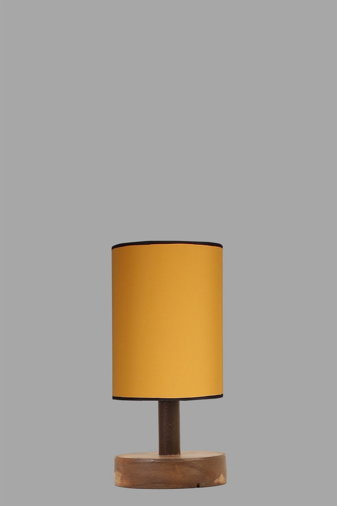 Candeeiro de mesa-Anka-Nozes
Mostarda