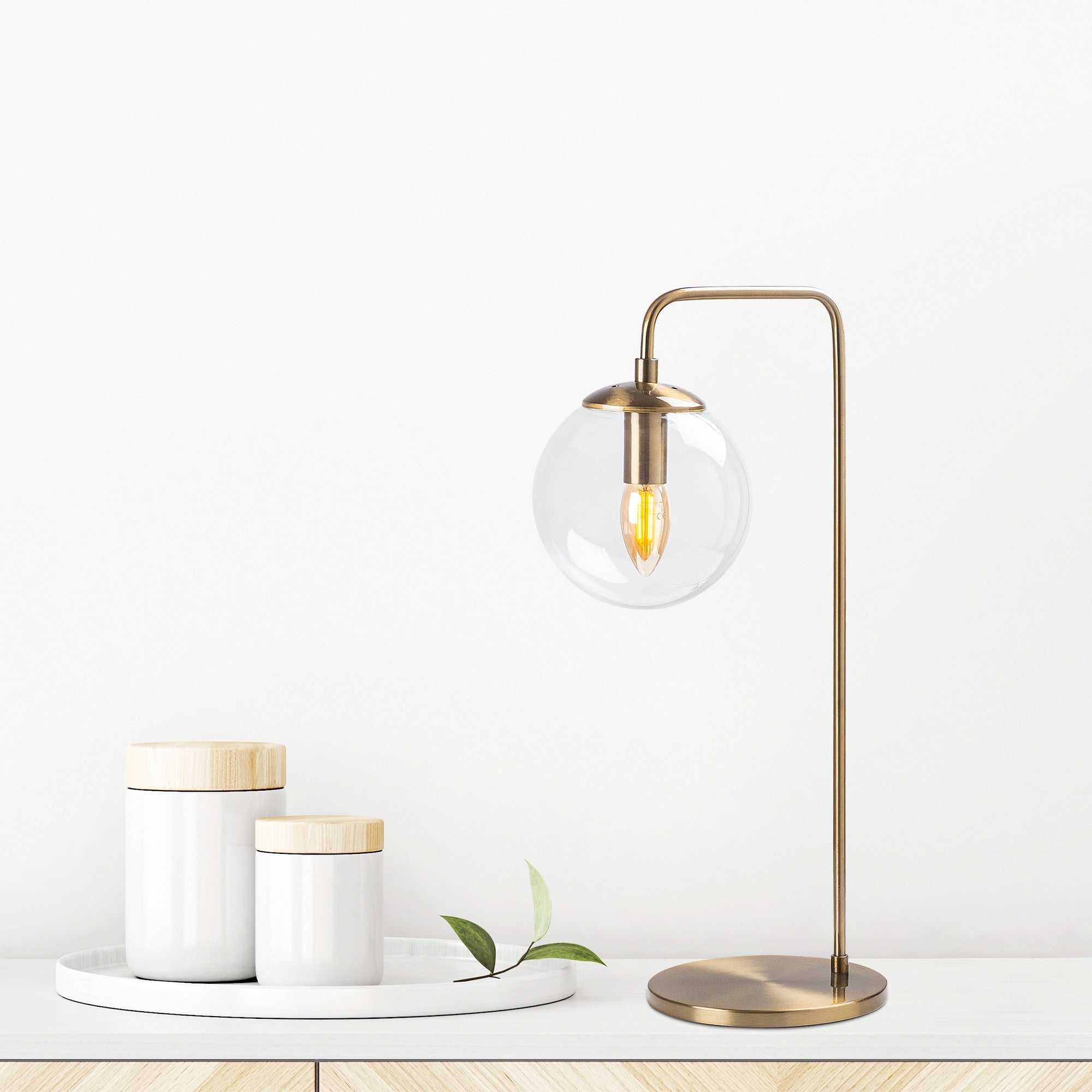 Candeeiro de Mesa Elegante com Corpo de Metal e Tampa de Vidro, Acabamento em Cobre Vintage, 17 x 25 x 55 cm | Botão Liga/Desliga, Soquete E14, Design Escandinavo Moderno