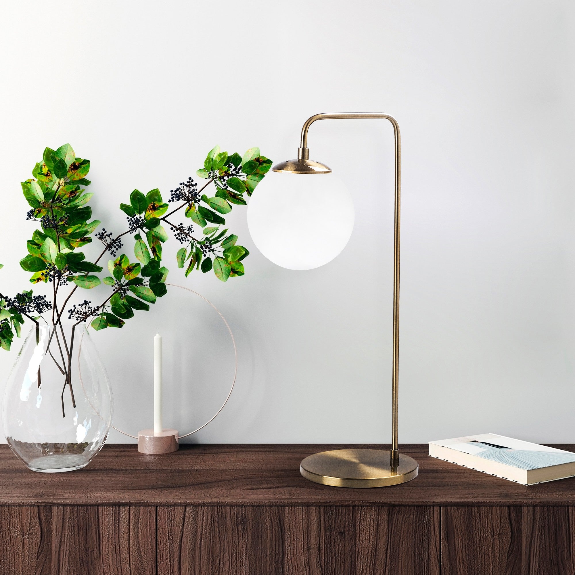 Candeeiro de Mesa Elegante com Corpo de Metal e Tampa de Vidro, Acabamento em Cobre Vintage, 17 x 25 x 55 cm | Botão Liga/Desliga, Soquete E14, Design Escandinavo Moderno