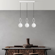 Candeeiro de Teto Branco Elegante, Corpo em Metal, 75 cm de Largura, Altura Ajustável (40-185 cm), 3 Tomadas E14, IP20 | Perfeito para Salas de Estar e Jantar Modernas