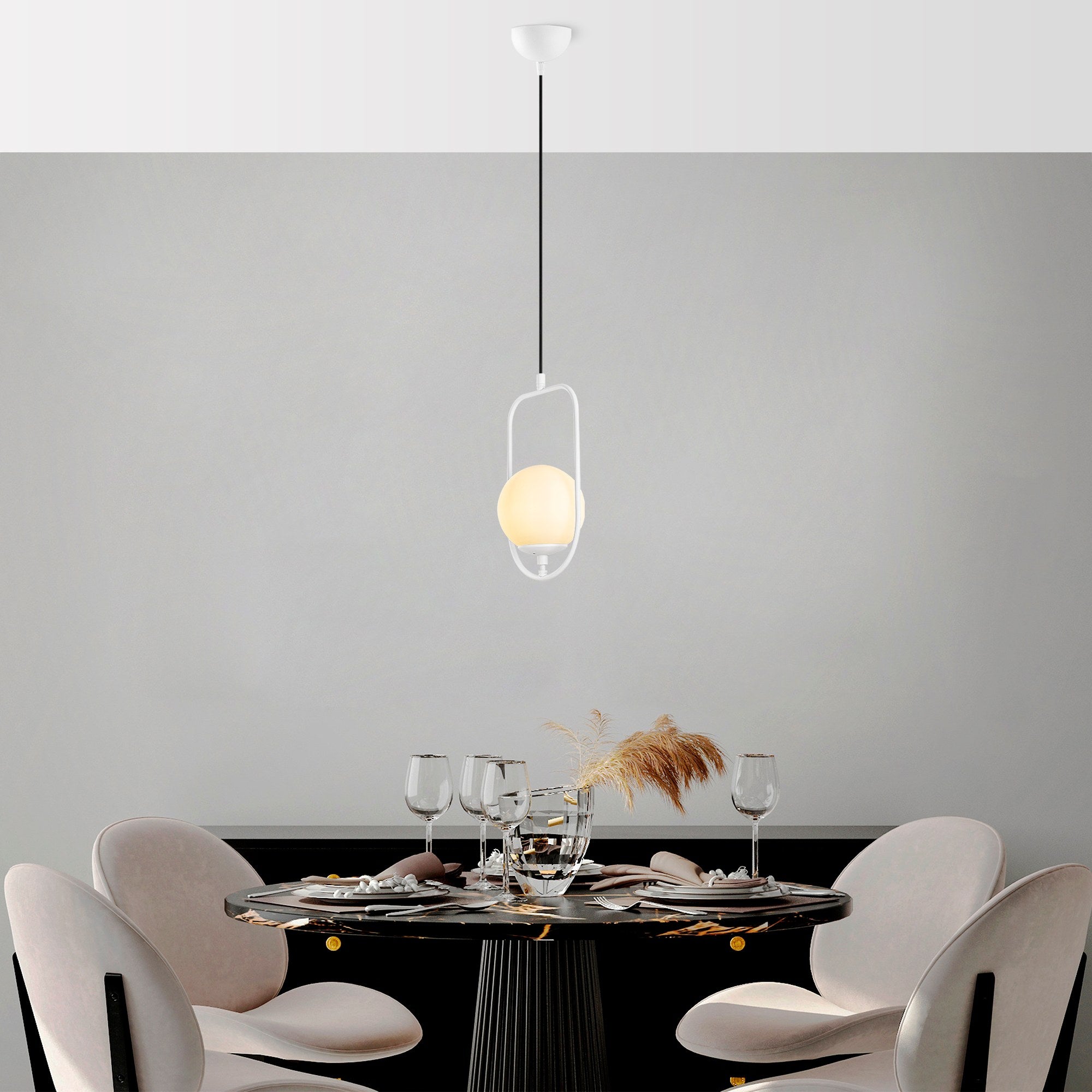 Candeeiro de Teto Branco Elegante, Corpo em Metal, Altura Ajustável (42-171 cm), Largura 20 cm, Soquete E14, IP20 | Perfeito para Salas de Estar e Salas de Jantar Modernas