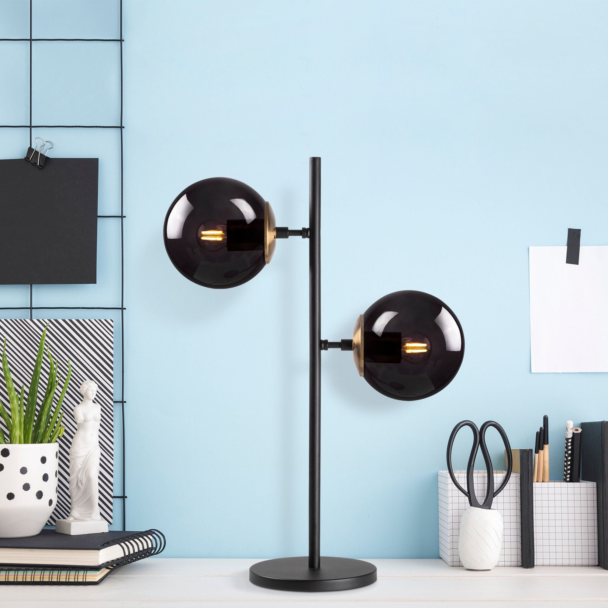 Candeeiro de Mesa estilosa com corpo de metal e tampa de vidro, 40 x 17 x 57 cm | Acabamento preto e antigo, 2 soquetes E14, cabo de 200 cm | Design industrial moderno