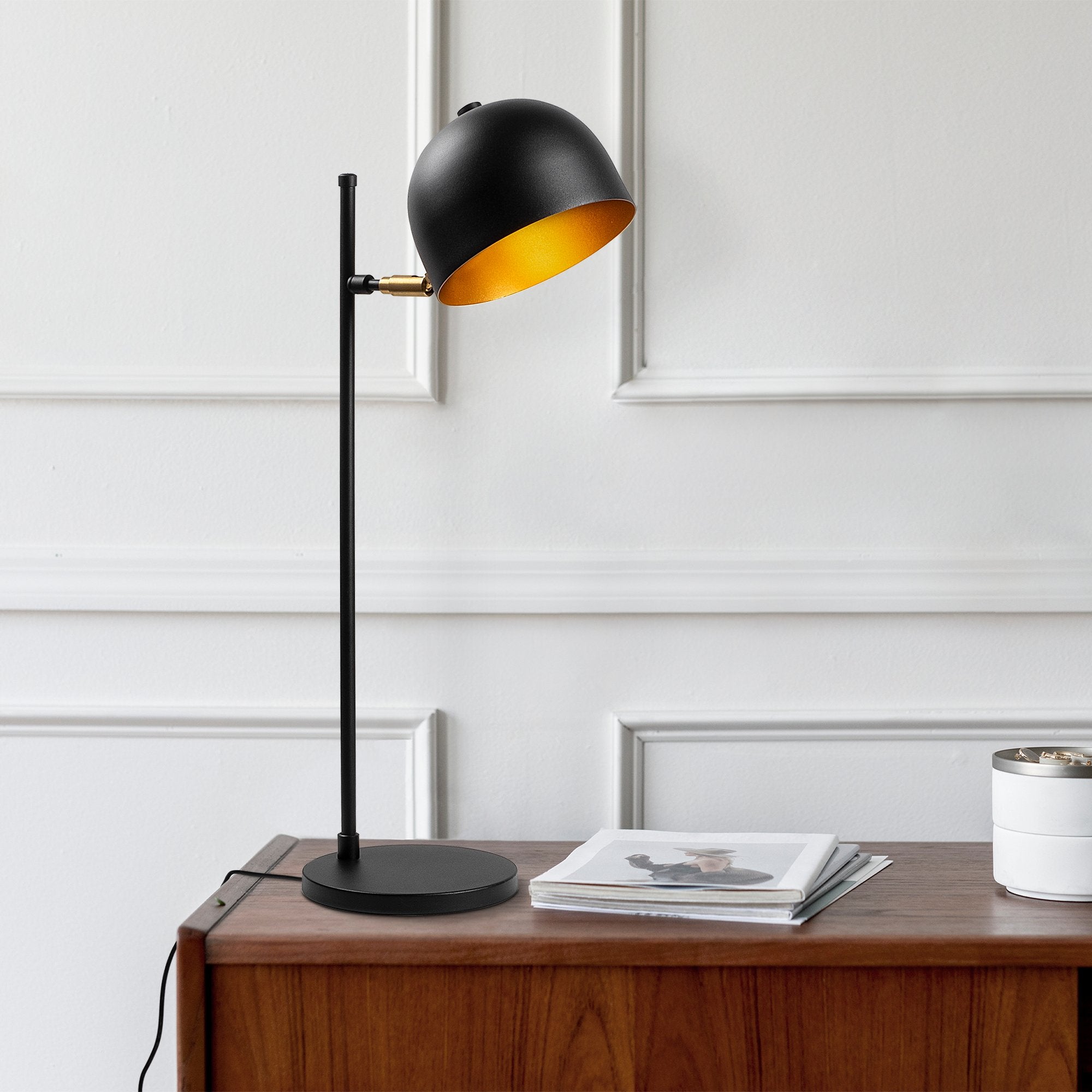 Candeeiro de Mesa Elegante Preta e Dourada, Corpo de Metal, 58 cm de Altura | Soquete E14, 40 W Máx., IP20 | Design Industrial Moderno para Decoração de Casa e Escritório