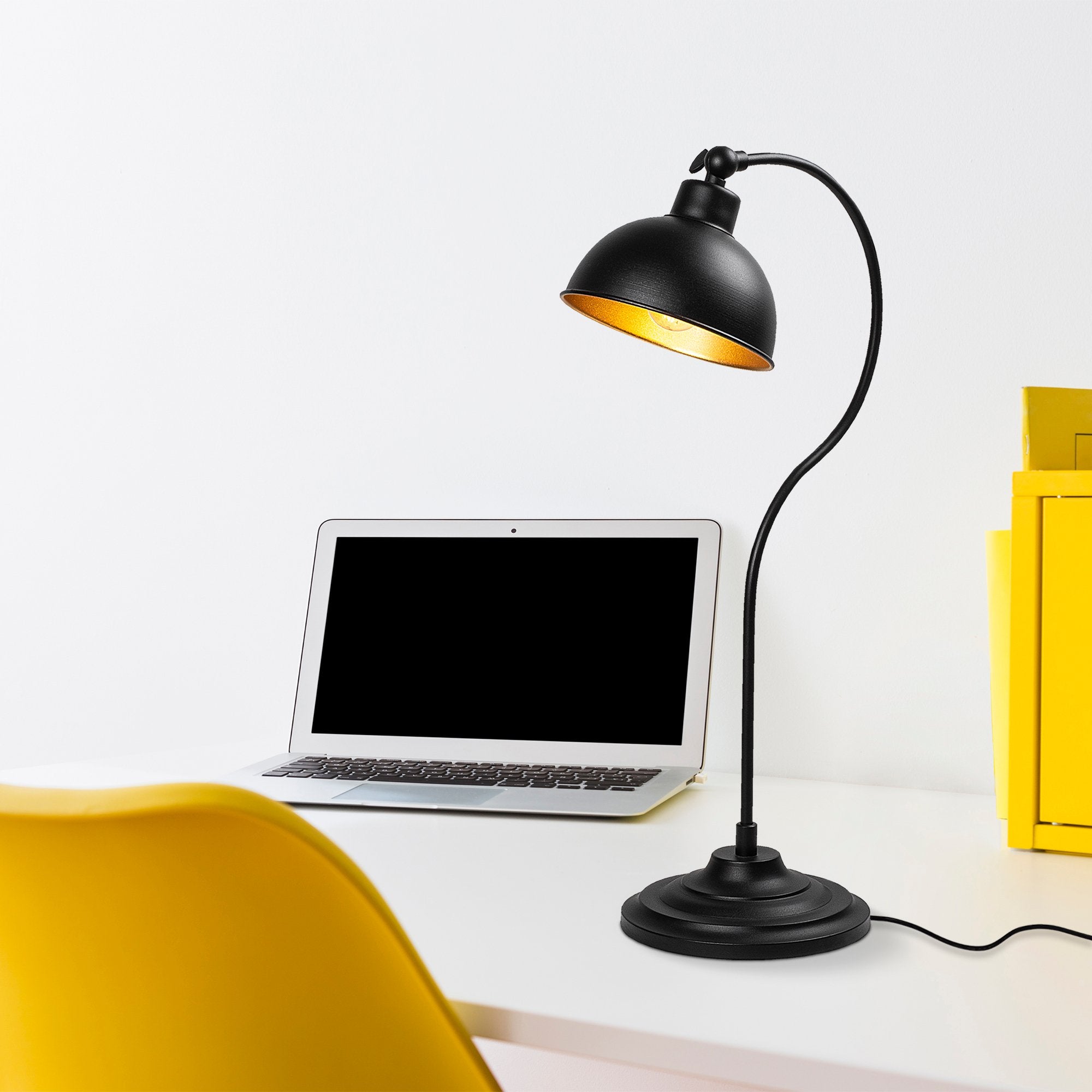 Candeeiro de Mesa Elegante Preta e Dourada, Corpo em Metal, 19 x 29 x 58 cm | Soquete E27, Potência Máxima de 40 W, Cabo de 200 cm | Design Industrial Moderno para Casa e Escritório