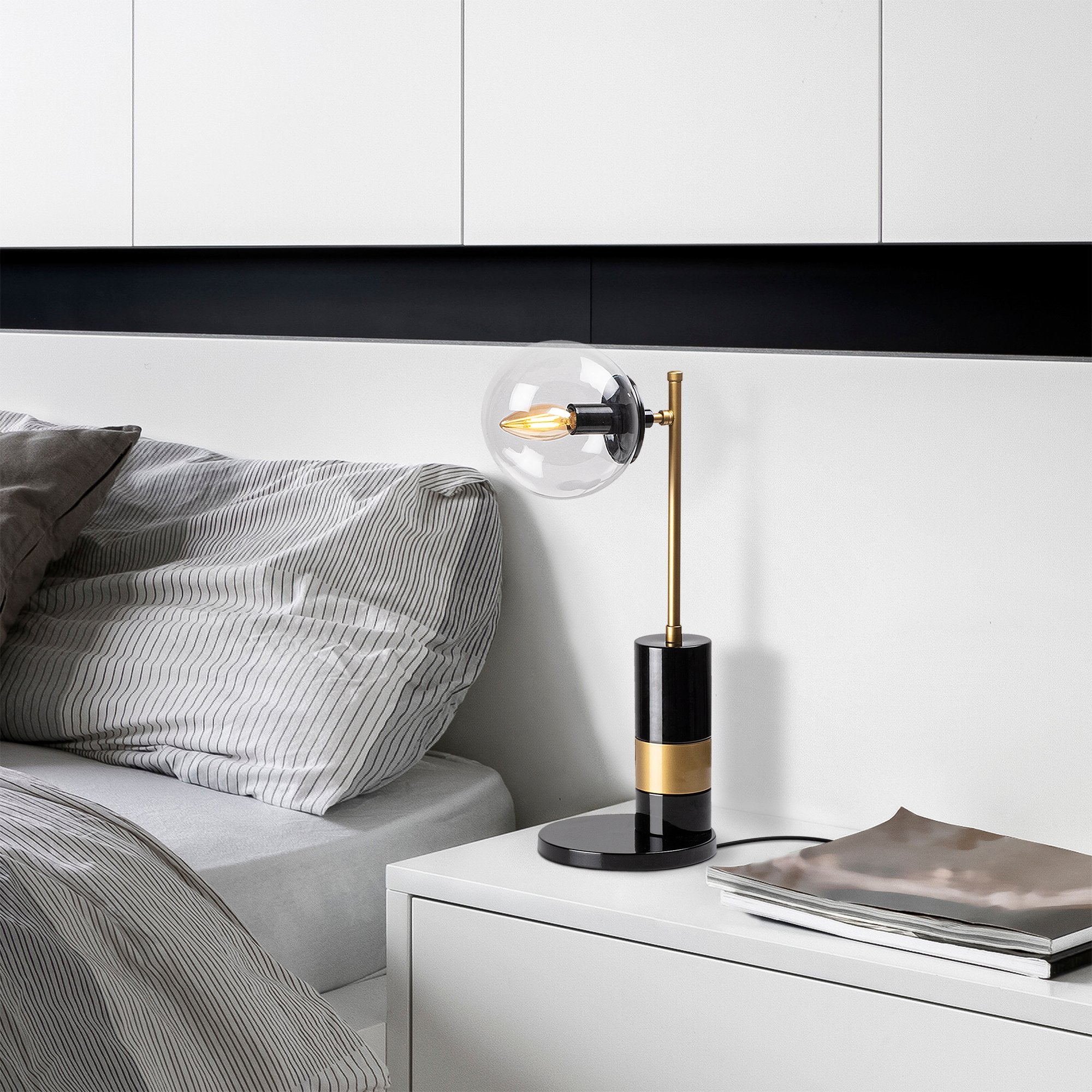 Candeeiro de Mesa Moderna com Corpo em Metal, Acabamento Preto e Antigo, 18 x 18 x 48 cm | Soquete E14, Potência Máxima de 40 W, Cabo de 200 cm | Iluminação Elegante para Decoração Glamourosa e Escandinava