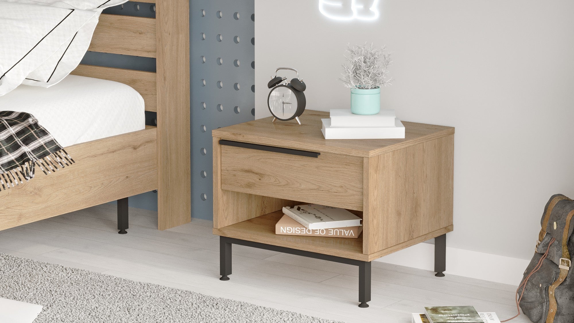 Elegante mesa de cabeceira em nogueira com pés de metal, 53,6 x 42,4 x 44,5 cm | Painel de partículas 100% revestido em melamina, 18 mm de espessura | Armazenamento elegante para quartos modernos