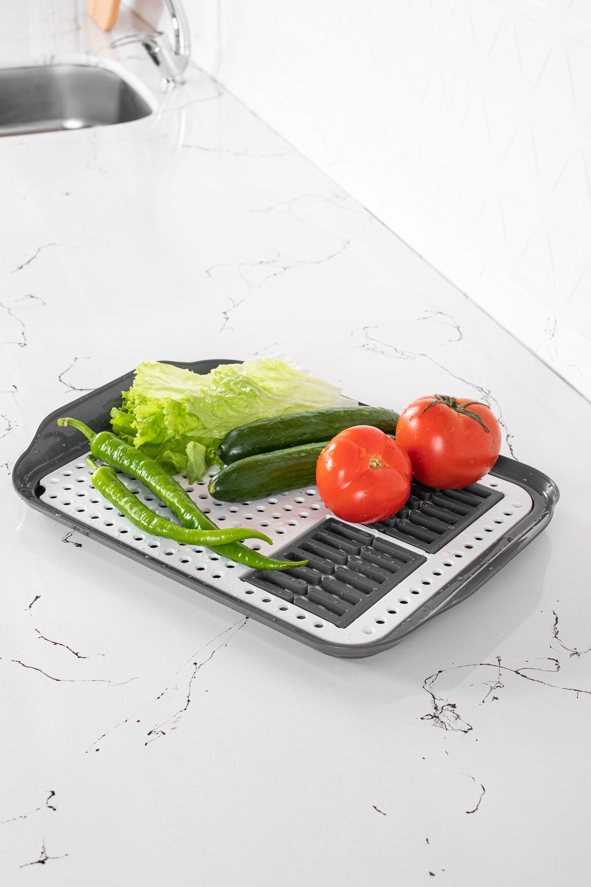 Escorredor de pratos – 41,5 x 30 cm – Cinzento e Branco – Plástico
