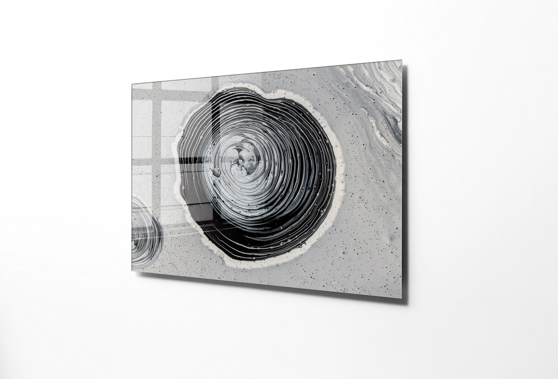 970GLS2482Tribo Home