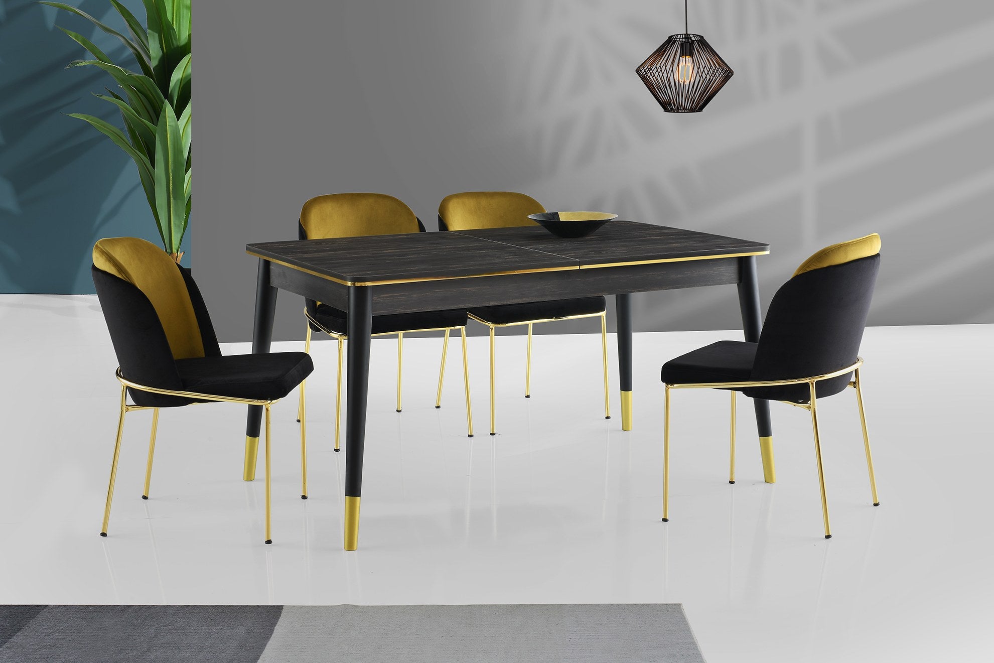Mesa de Jantar Extensível-Flora-Preto
Dourado