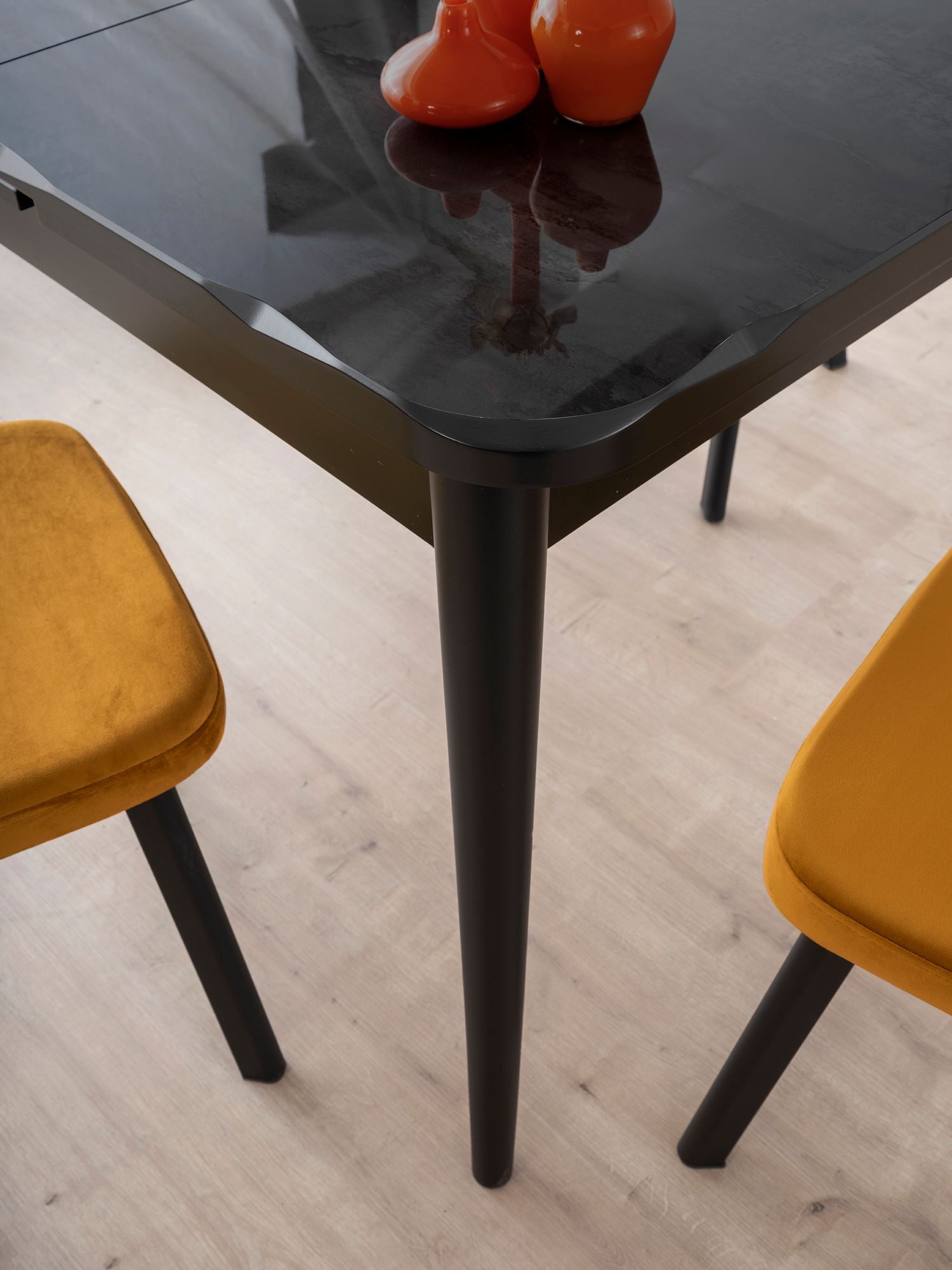 Mesa de Jantar Extensível-Crea-Preto