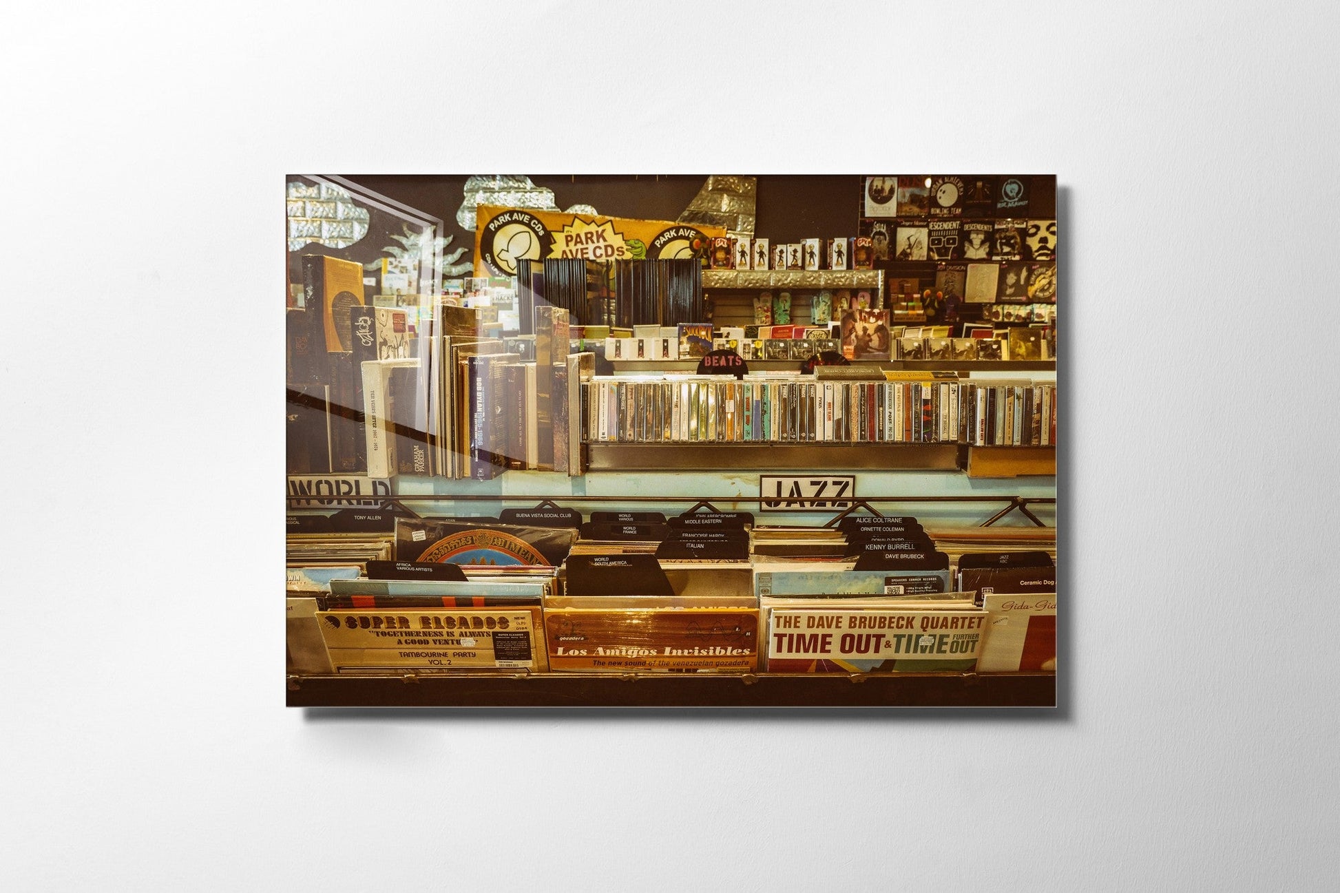 981GLS1498Tribo Home