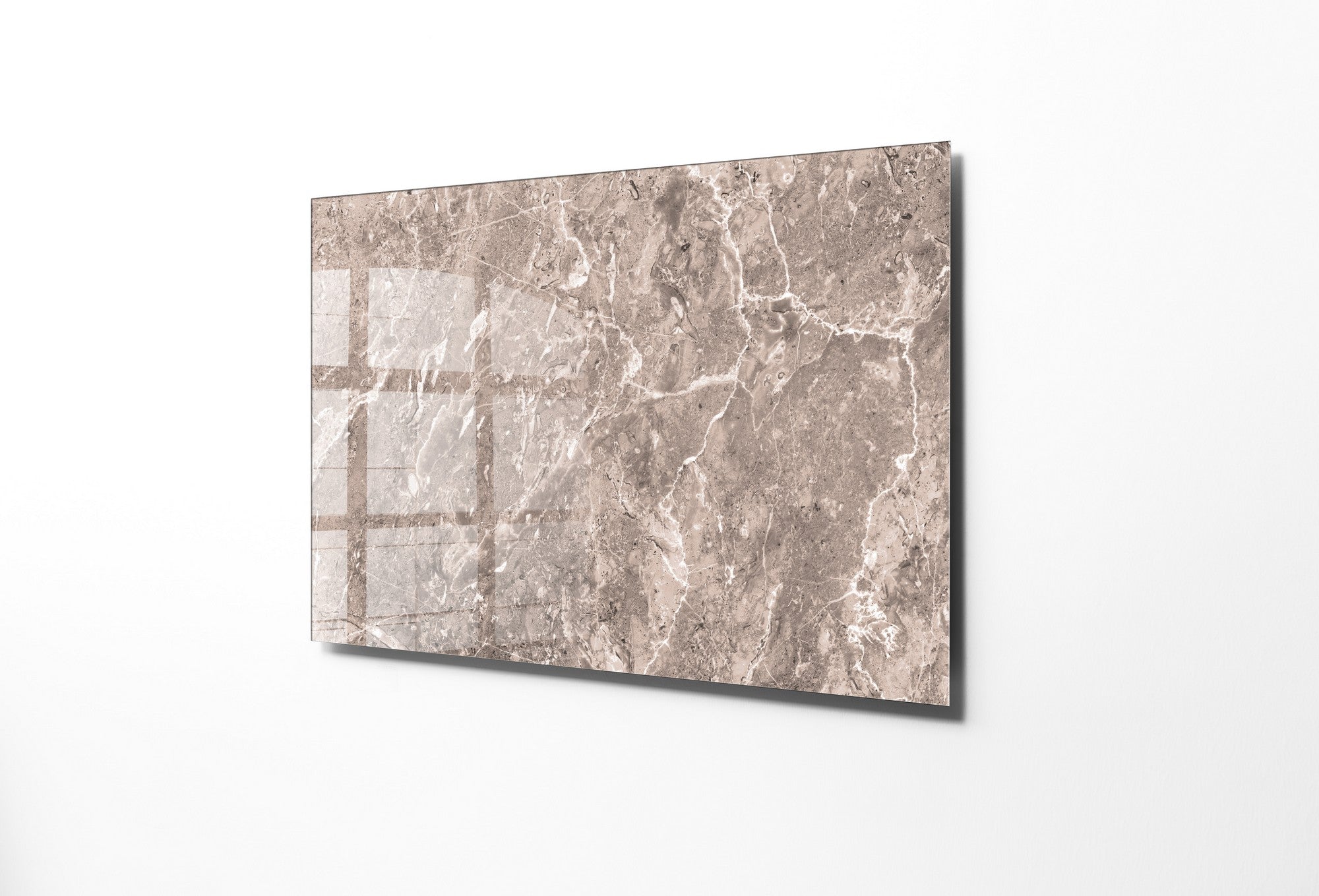 981GLS1543Tribo Home