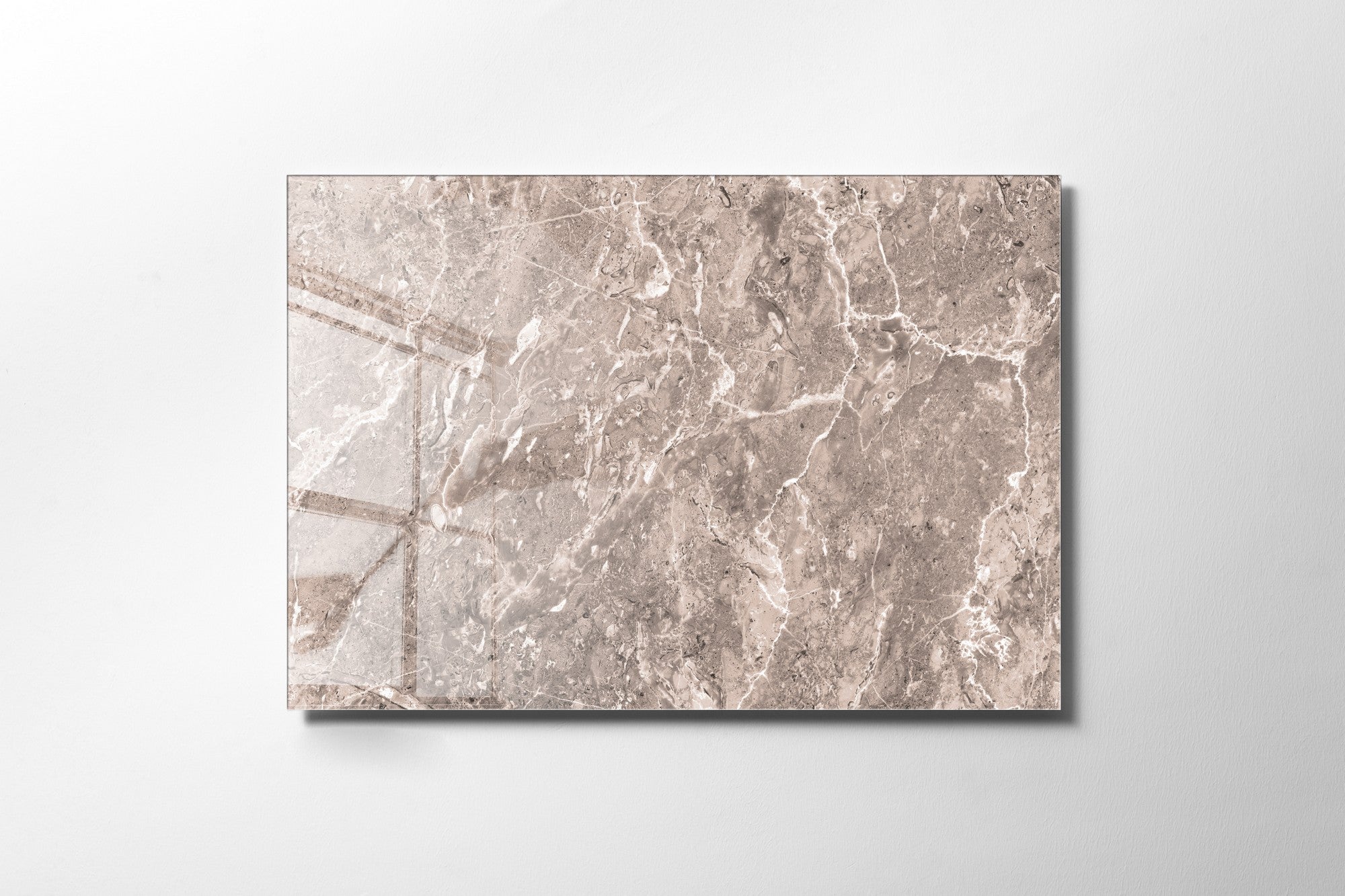 981GLS1543Tribo Home