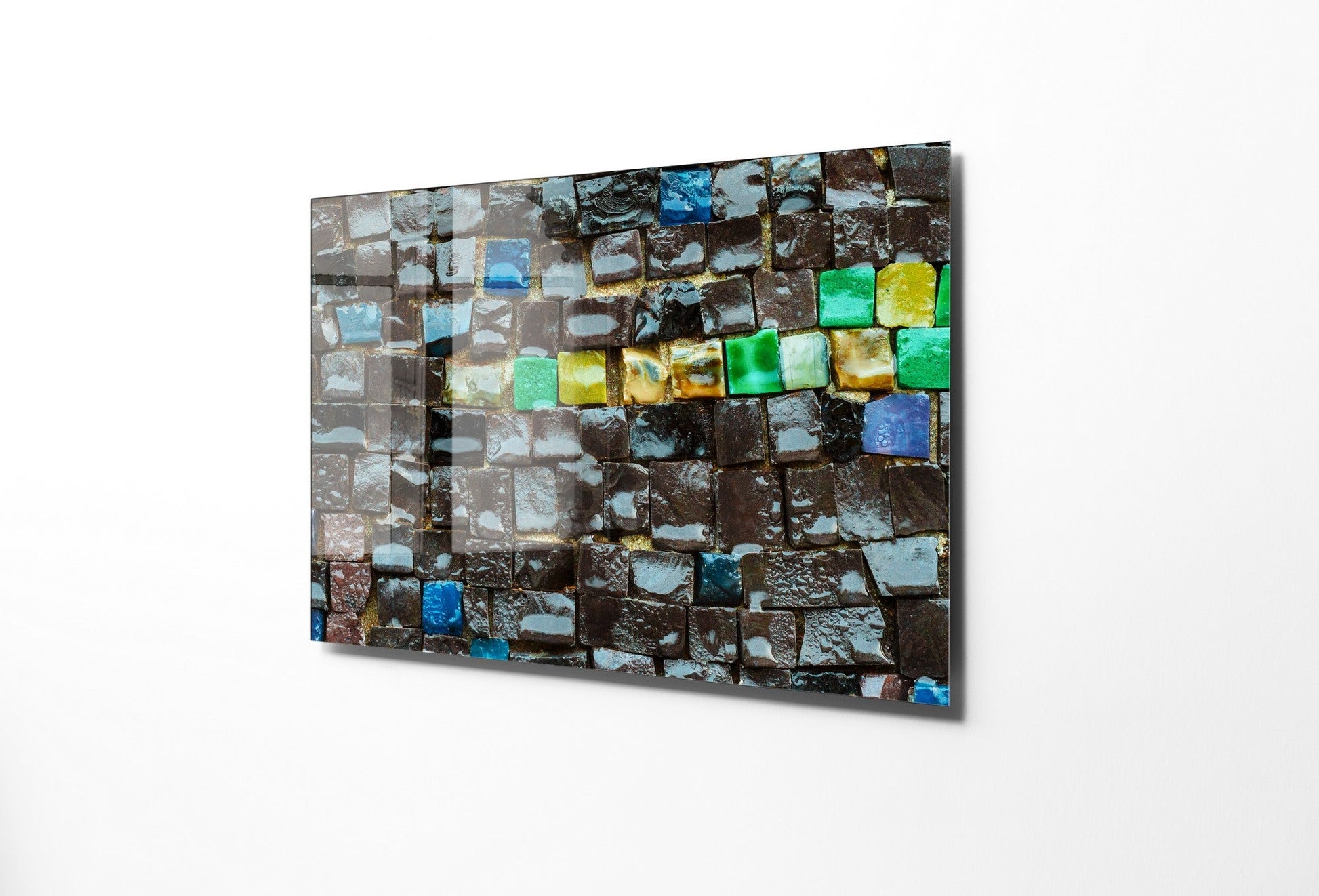 981GLS1721Tribo Home